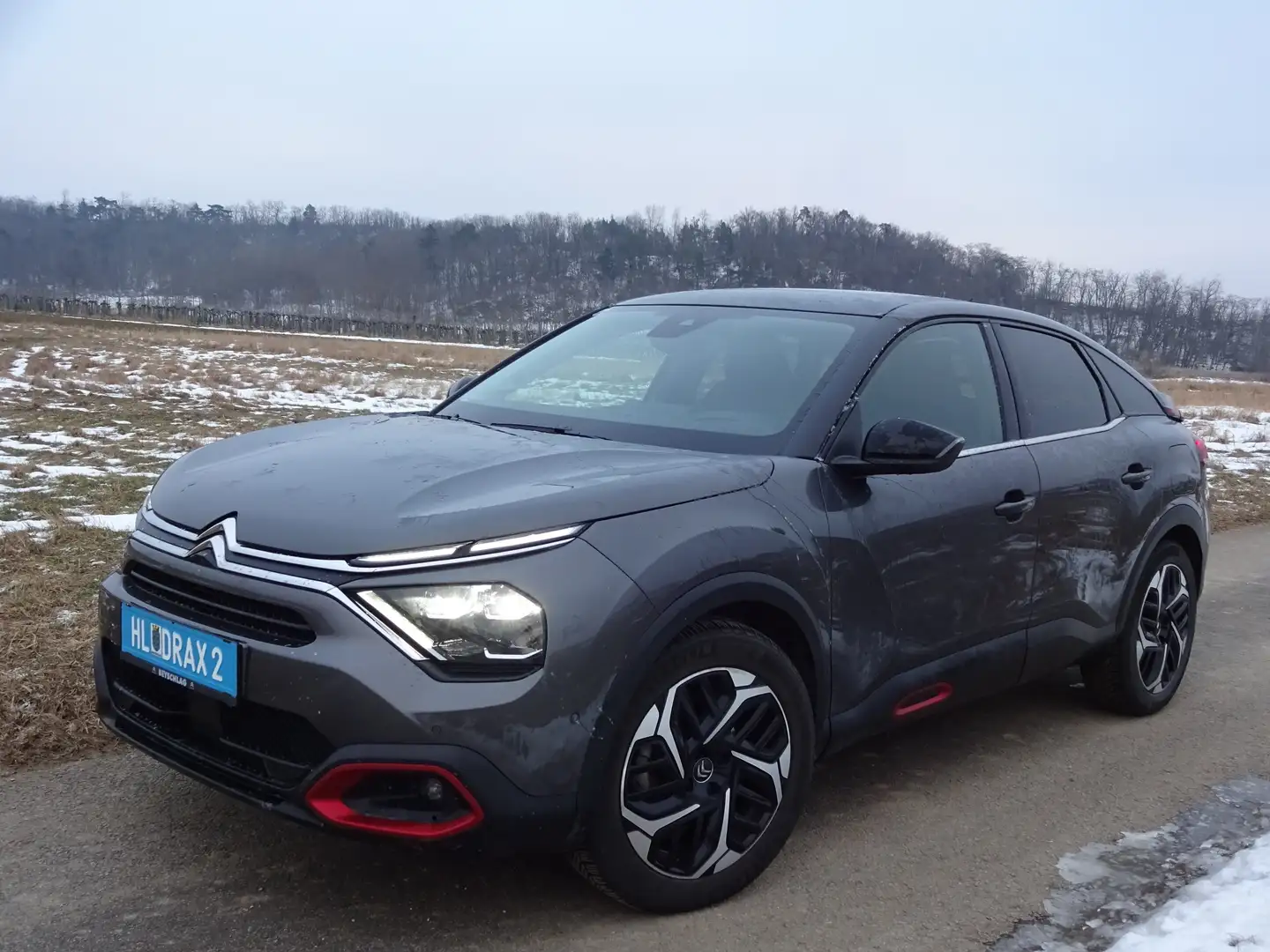 Citroen C4 130 Shine+Aut.+aut.Einpark+SD+Kamera+Leder+Headup Grau - 1