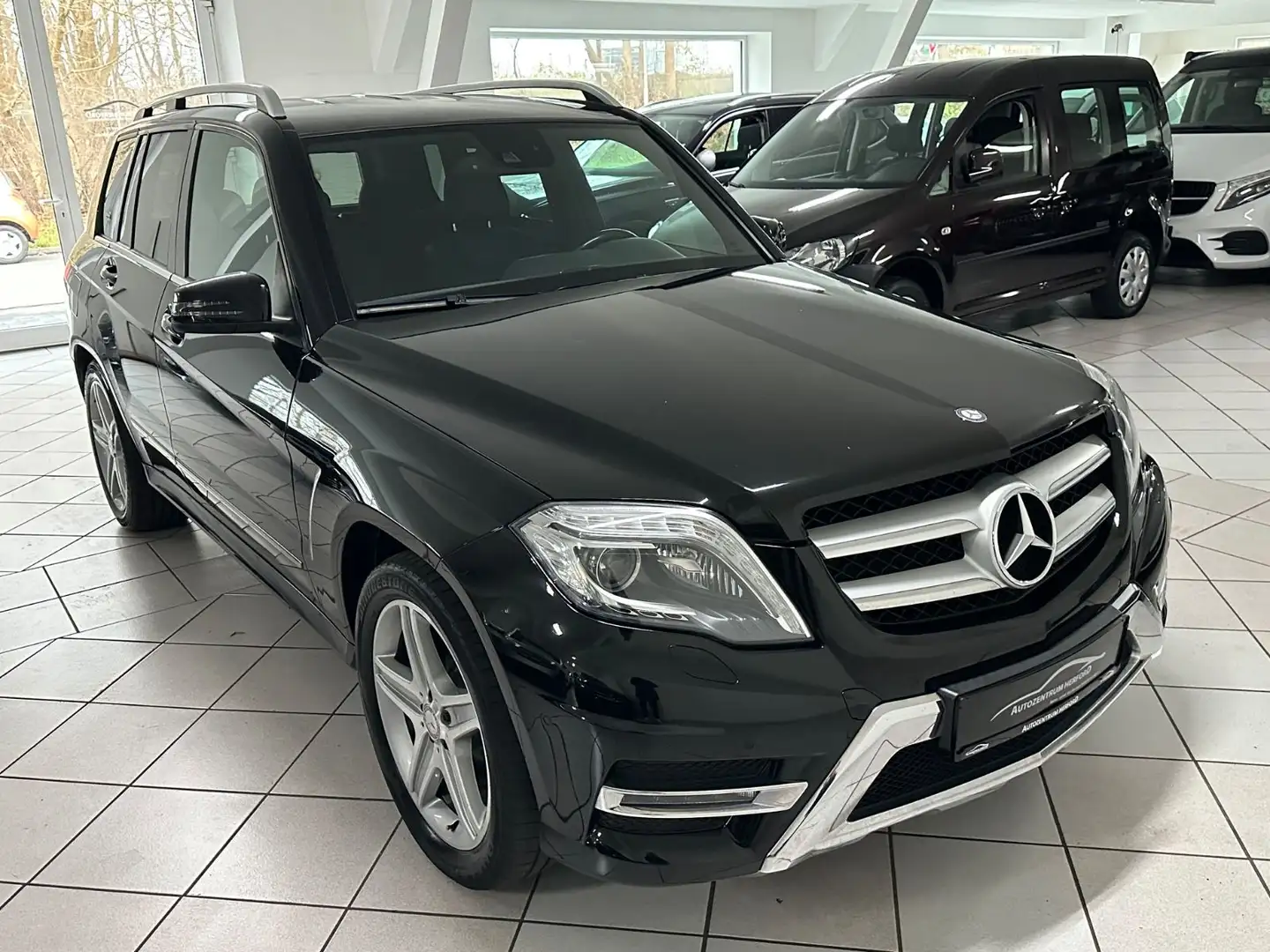 Mercedes-Benz GLK 220 CDI BlueEfficiency 4Matic AMG Line AHK Negru - 2