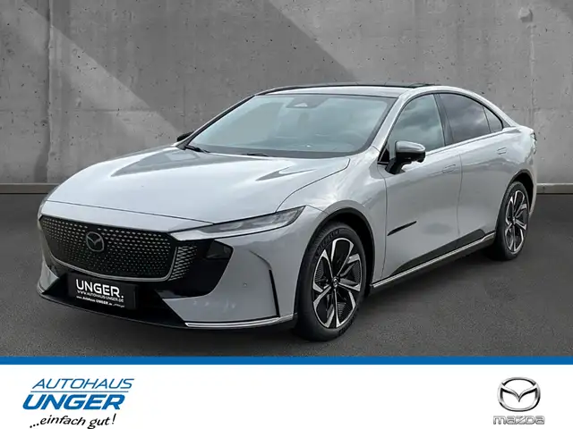 Mazda 6 Takumi 360 Sony Glasdach LogIn Qi Touchscreen