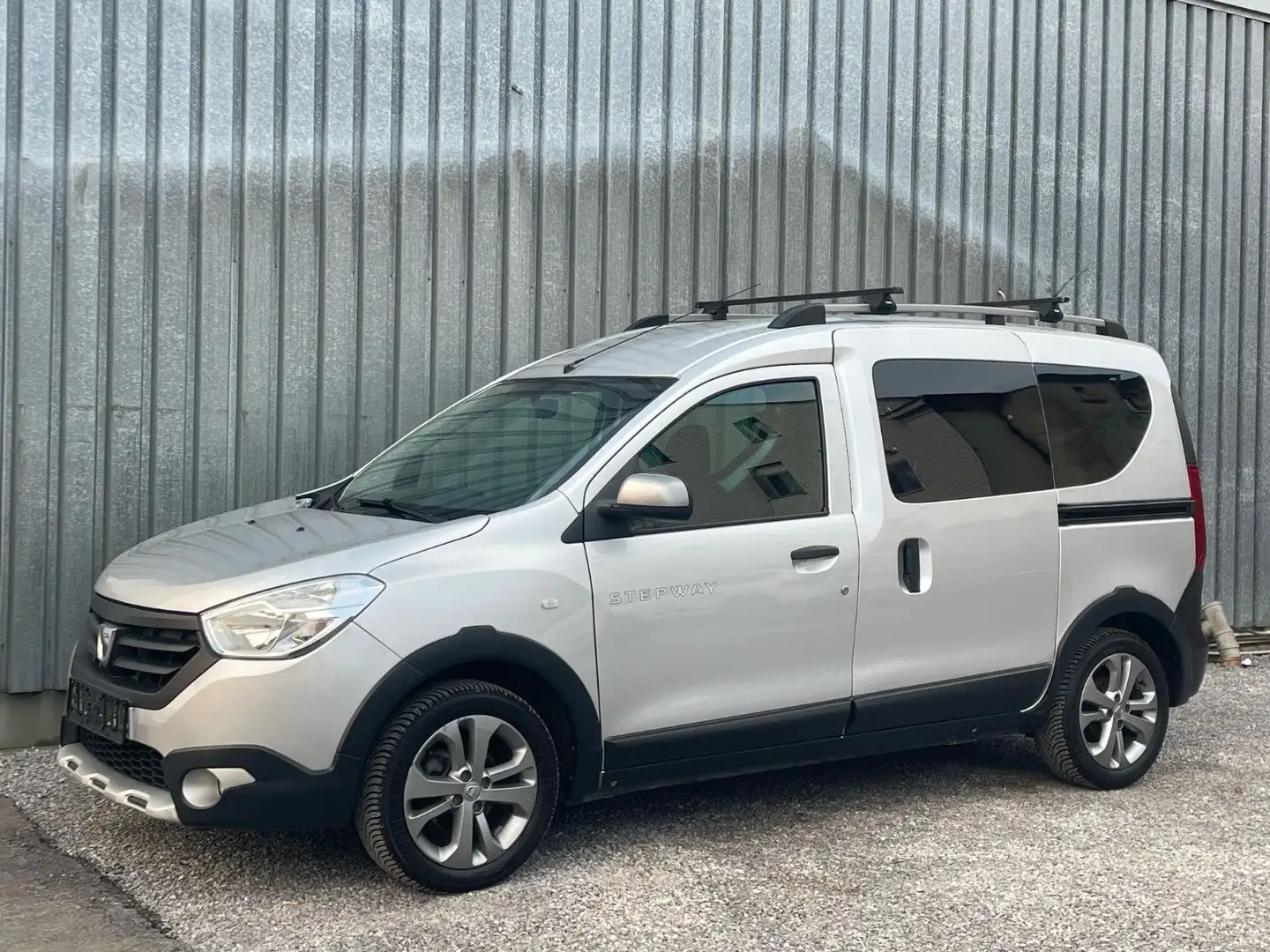 Dacia Dokker Stepway°NAVI°KLIMA°PDC°SITZHEIZUNG° Szürke - 1