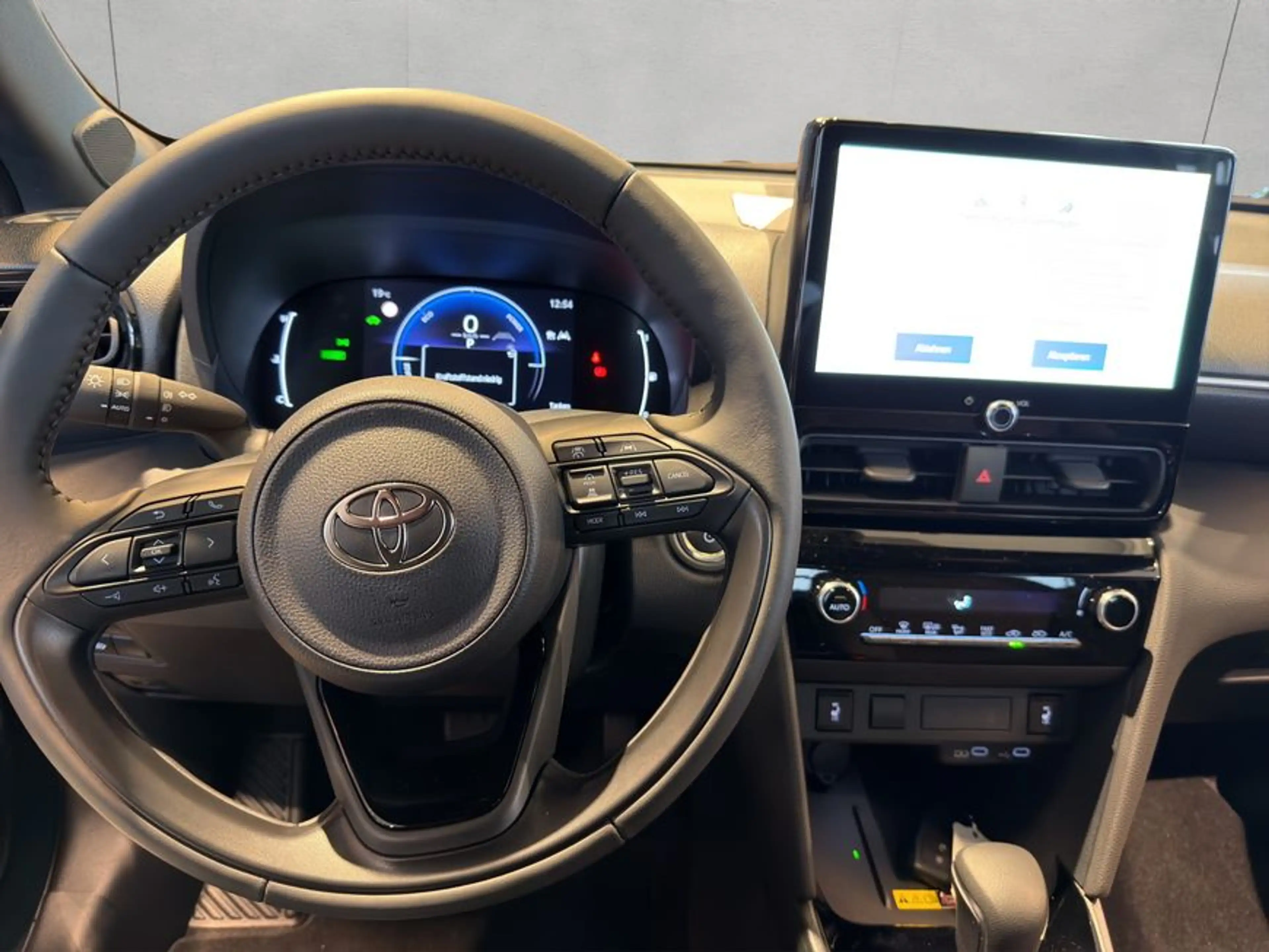 Toyota Yaris Cross Hybrid 130 1.5 VVT-i Teamplayer — photo 13