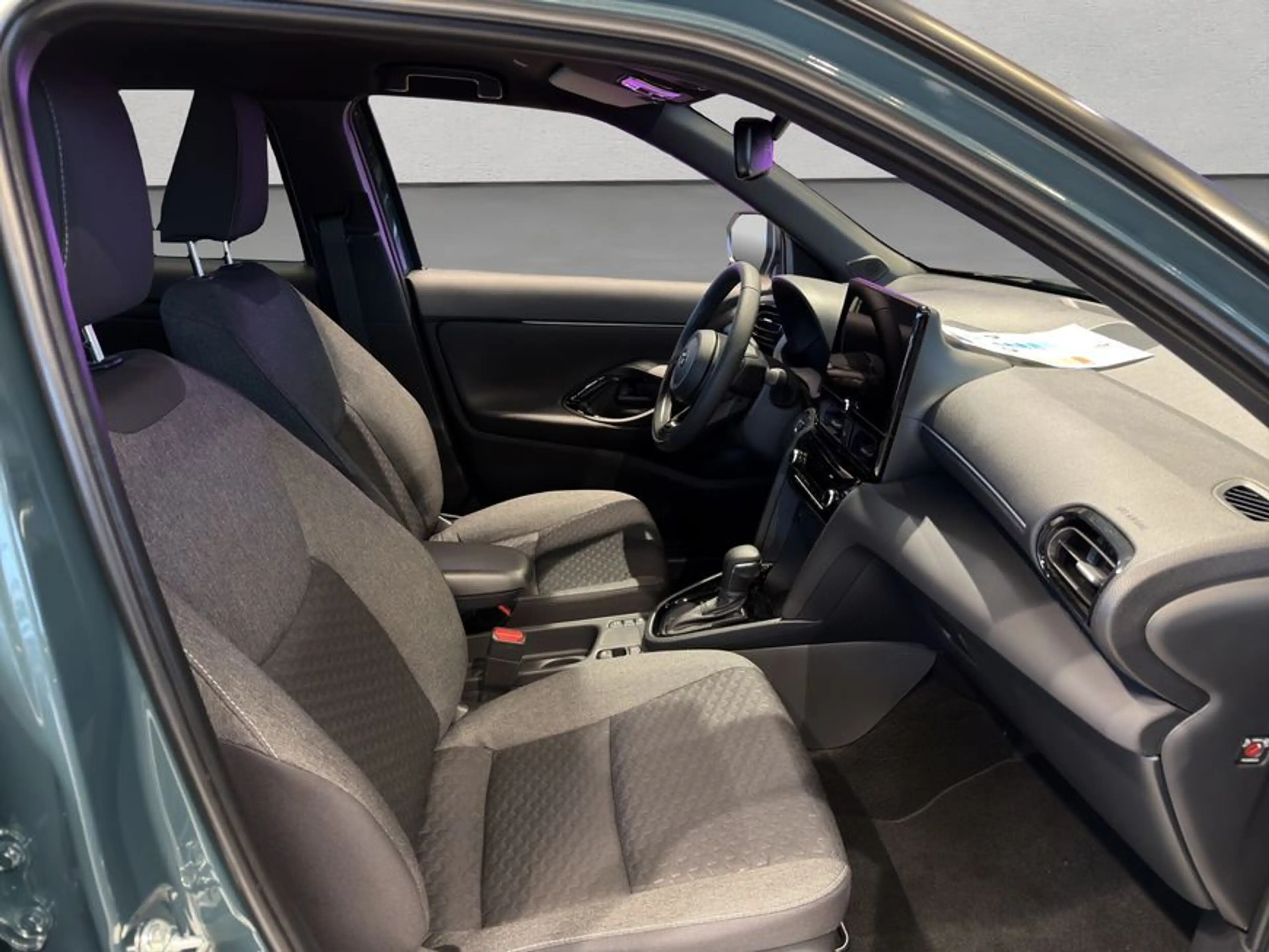 Toyota Yaris Cross Hybrid 130 1.5 VVT-i Teamplayer — photo 16