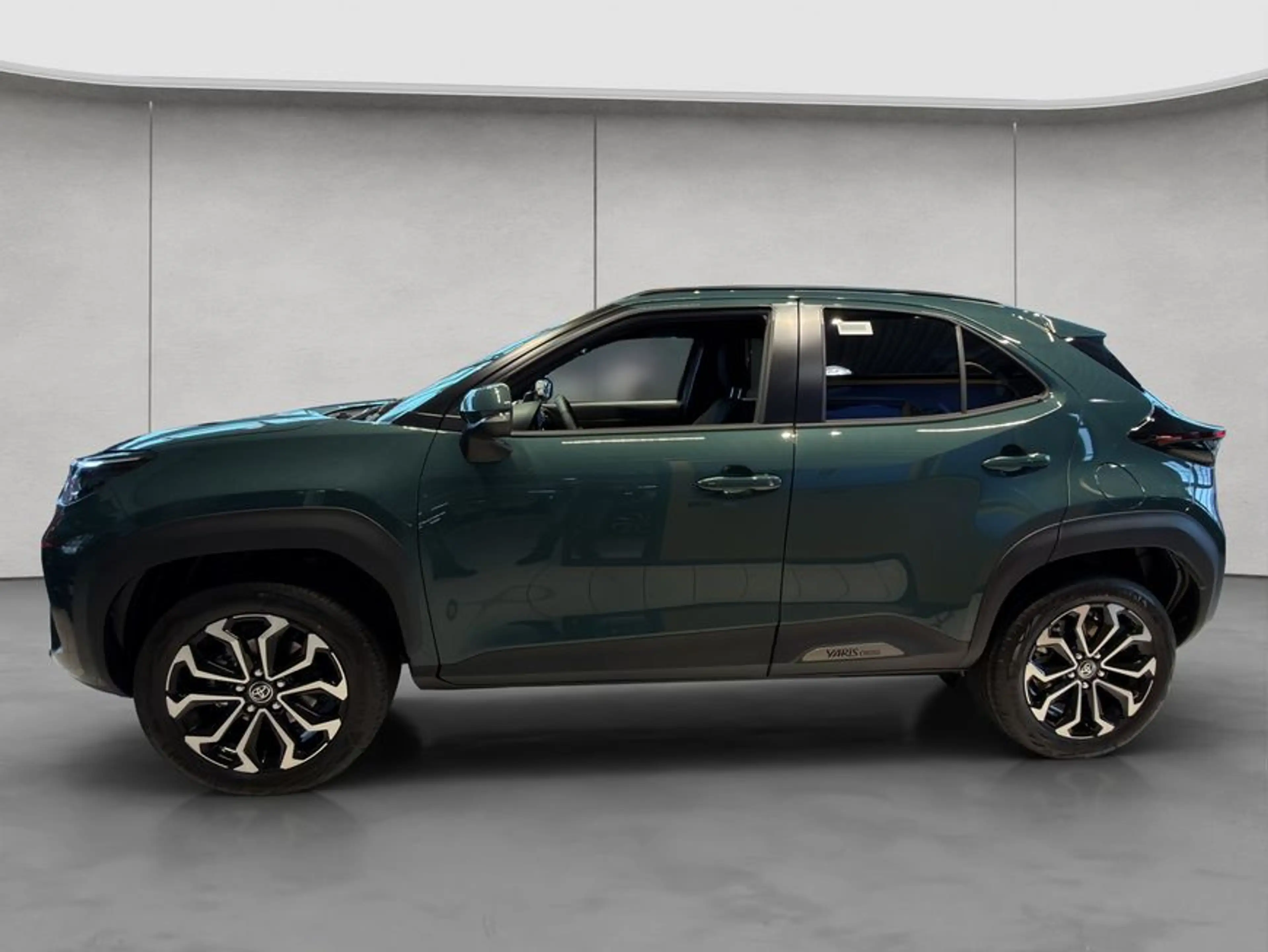 Toyota Yaris Cross Hybrid 130 1.5 VVT-i Teamplayer — photo 2
