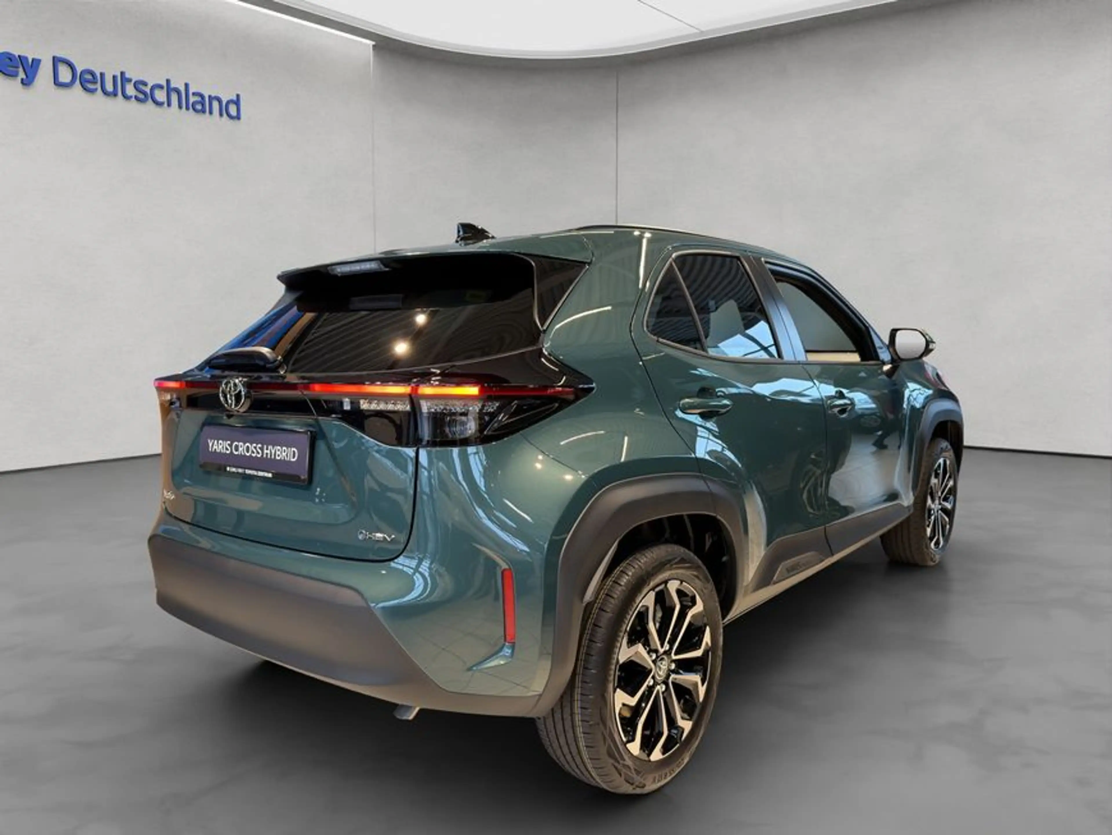 Toyota Yaris Cross Hybrid 130 1.5 VVT-i Teamplayer — photo 6