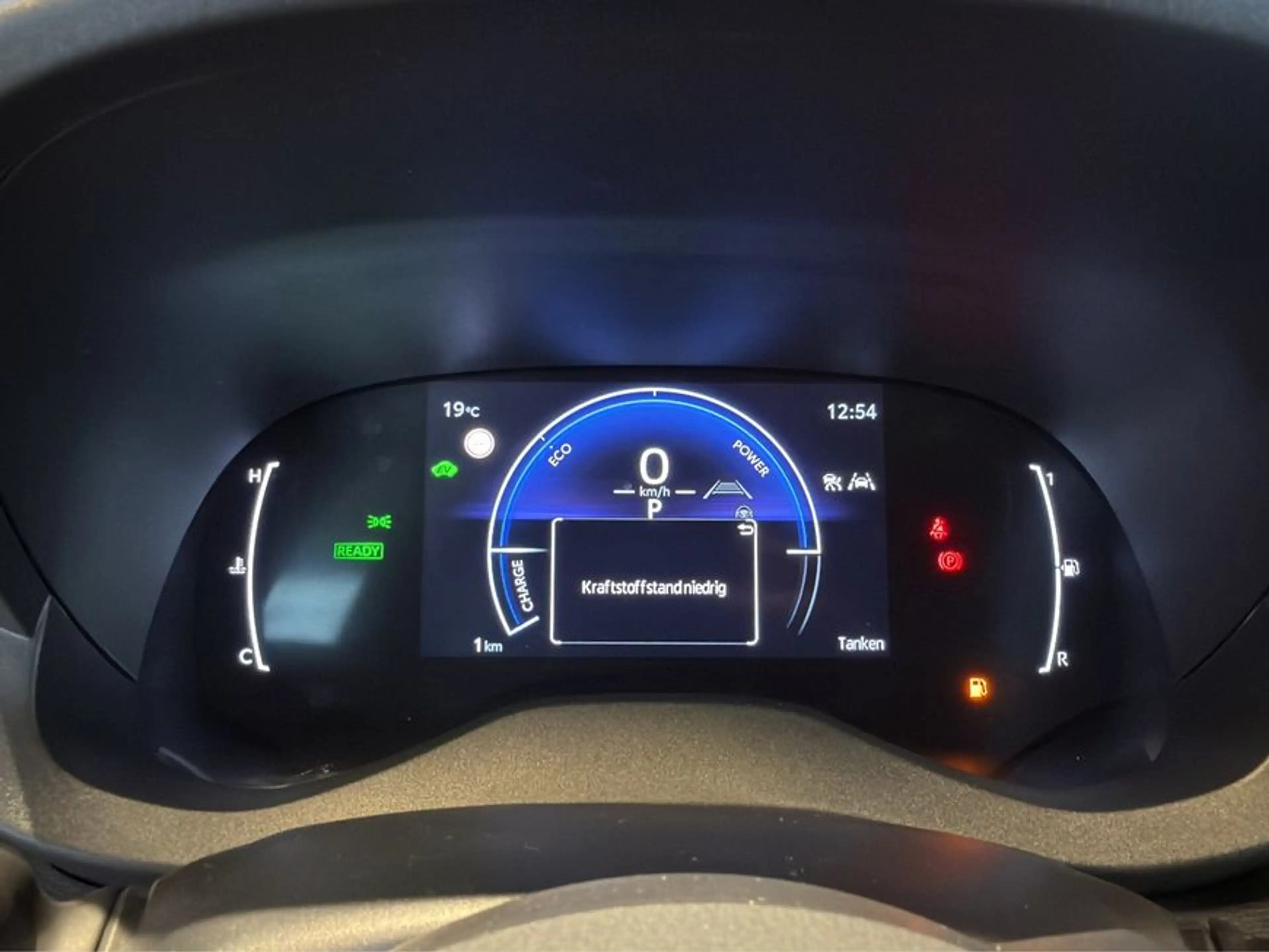 Toyota Yaris Cross Hybrid 130 1.5 VVT-i Teamplayer — photo 12