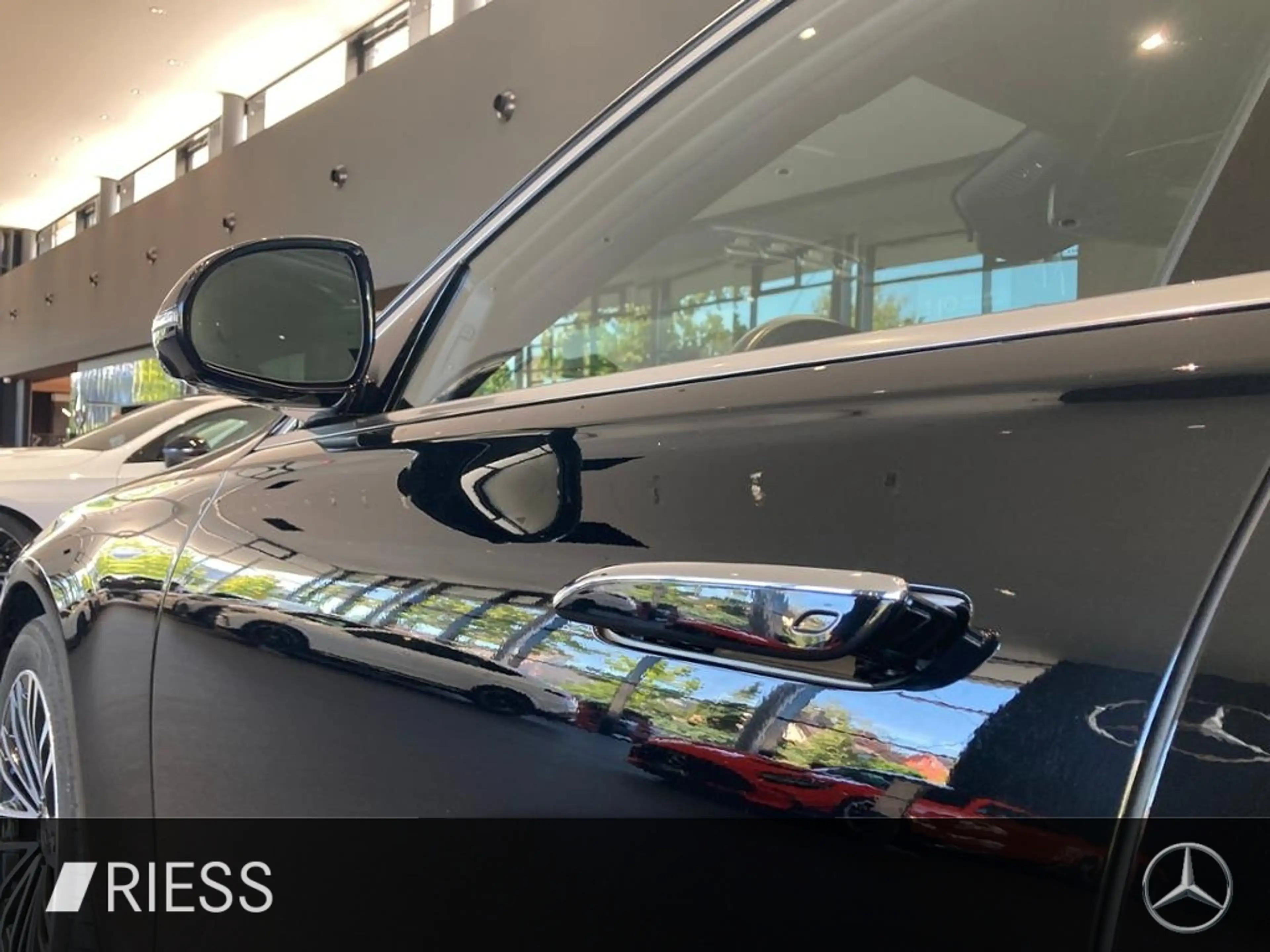 Mercedes-Benz S 400 d 4M L PANO BURM HINTER 360 MEMORY HUD AUG — photo 6