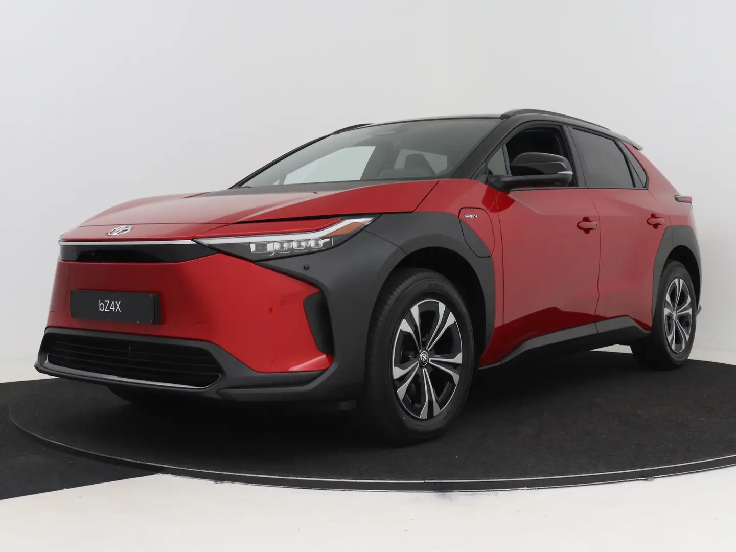 Toyota bZ4X Dynamic Bi-Tone + Panoramisch dak 71 kWh ACTIEPRIJ Roşu - 1