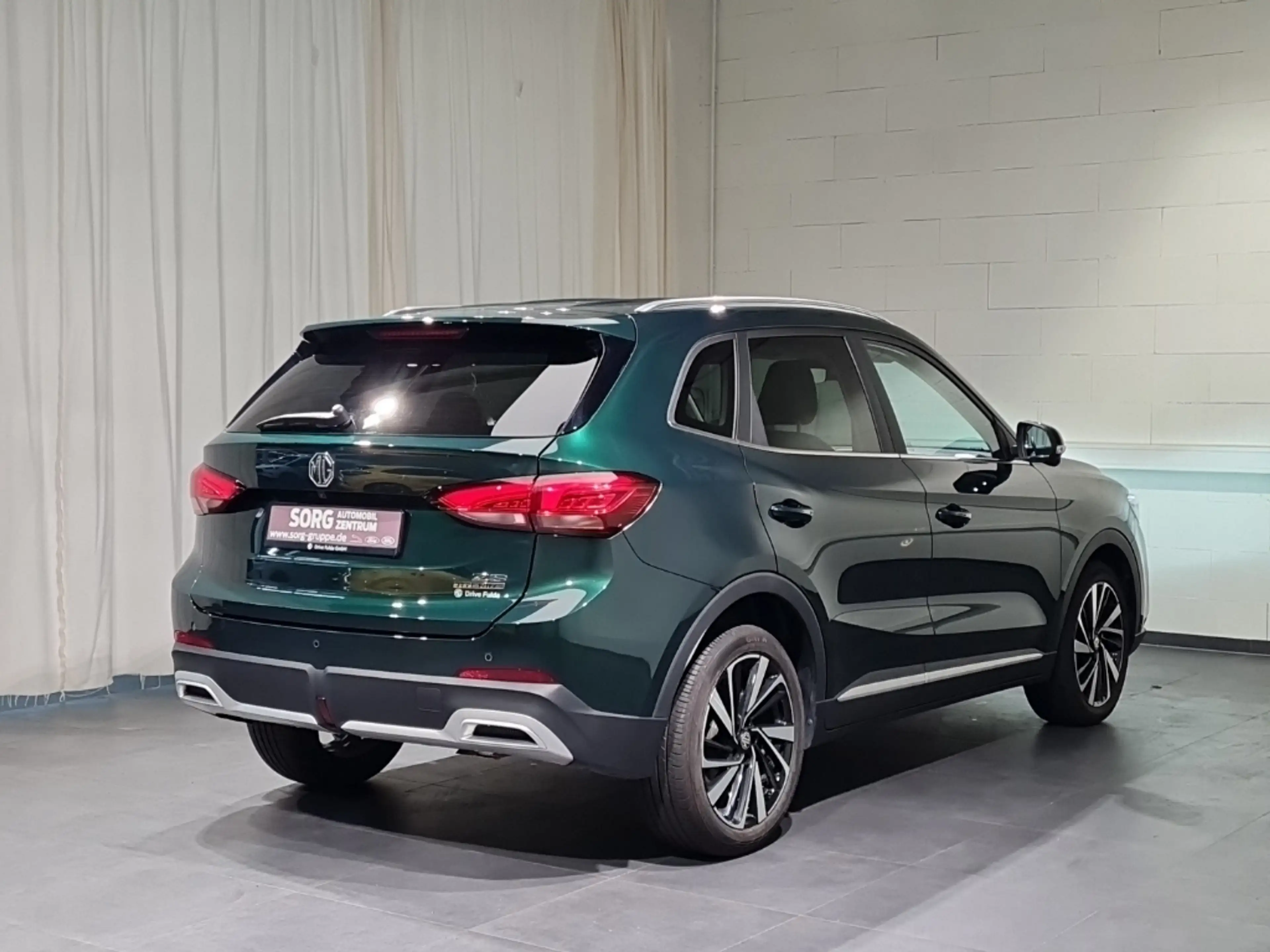 MG ZS 1.5 Hybrid+ 145 kW Luxury*LEDER*CAR PLAY* — photo 3
