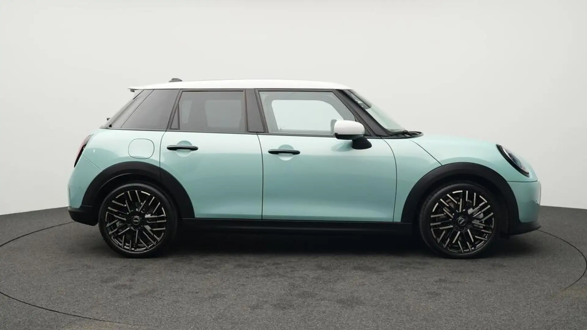 MINI Cooper S Favoured Trim Vert - 2