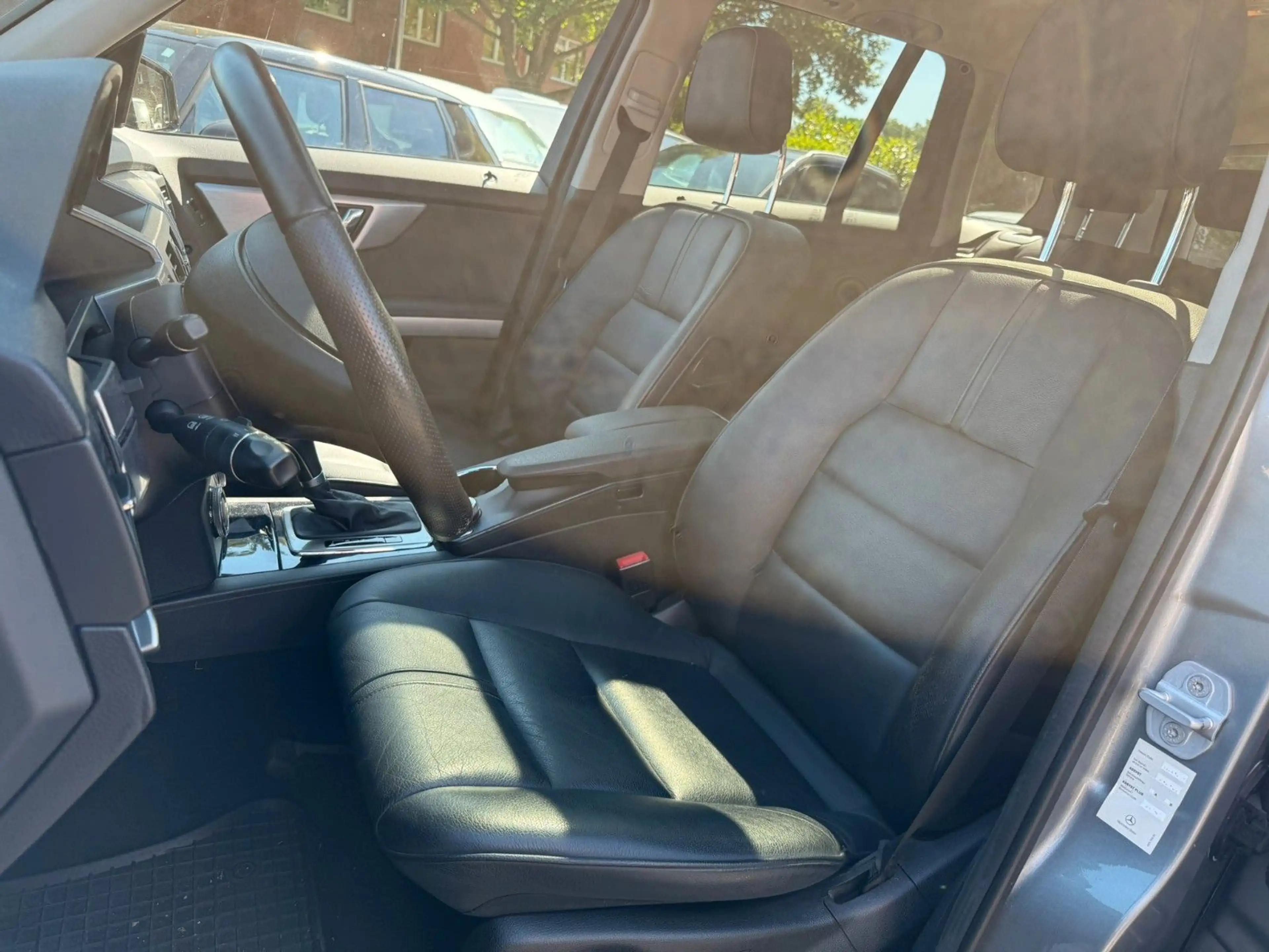 Mercedes-Benz GLK 300 4Matic — photo 9
