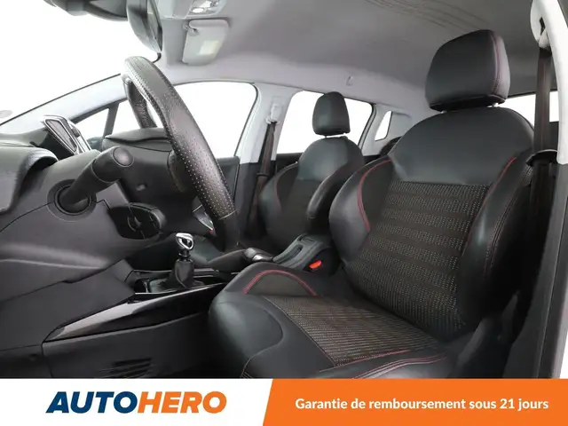 Peugeot 2008 view 10