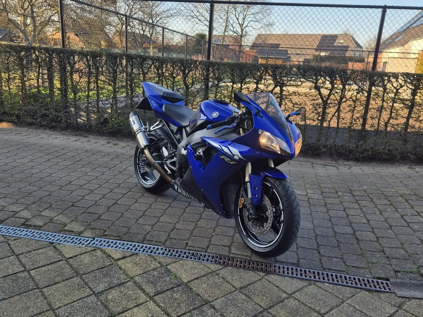 Yamaha YZF-R1 Azul - 2