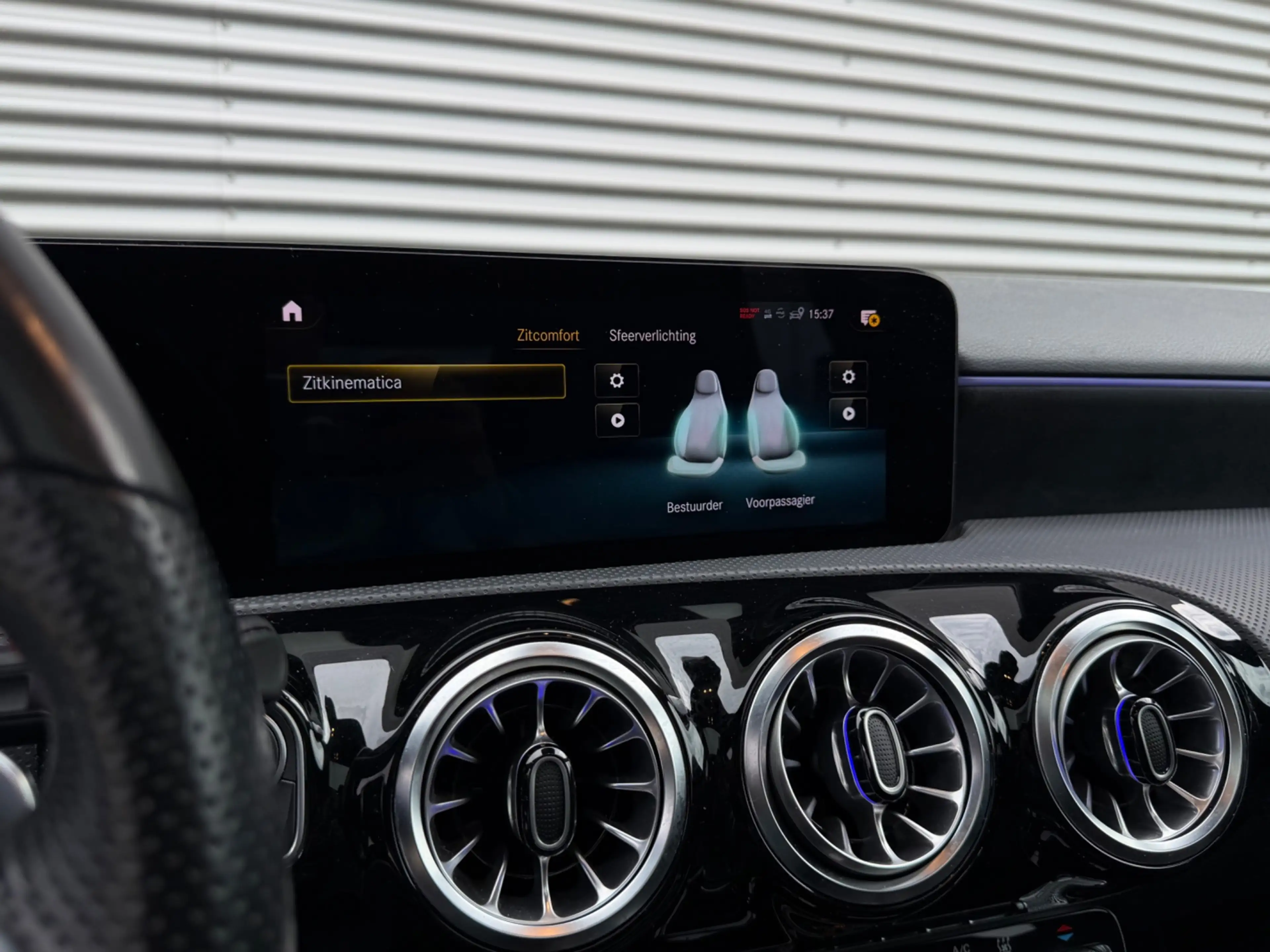 Mercedes-Benz A 250 e Premium l Pano l Sfeer l Memory — photo 13