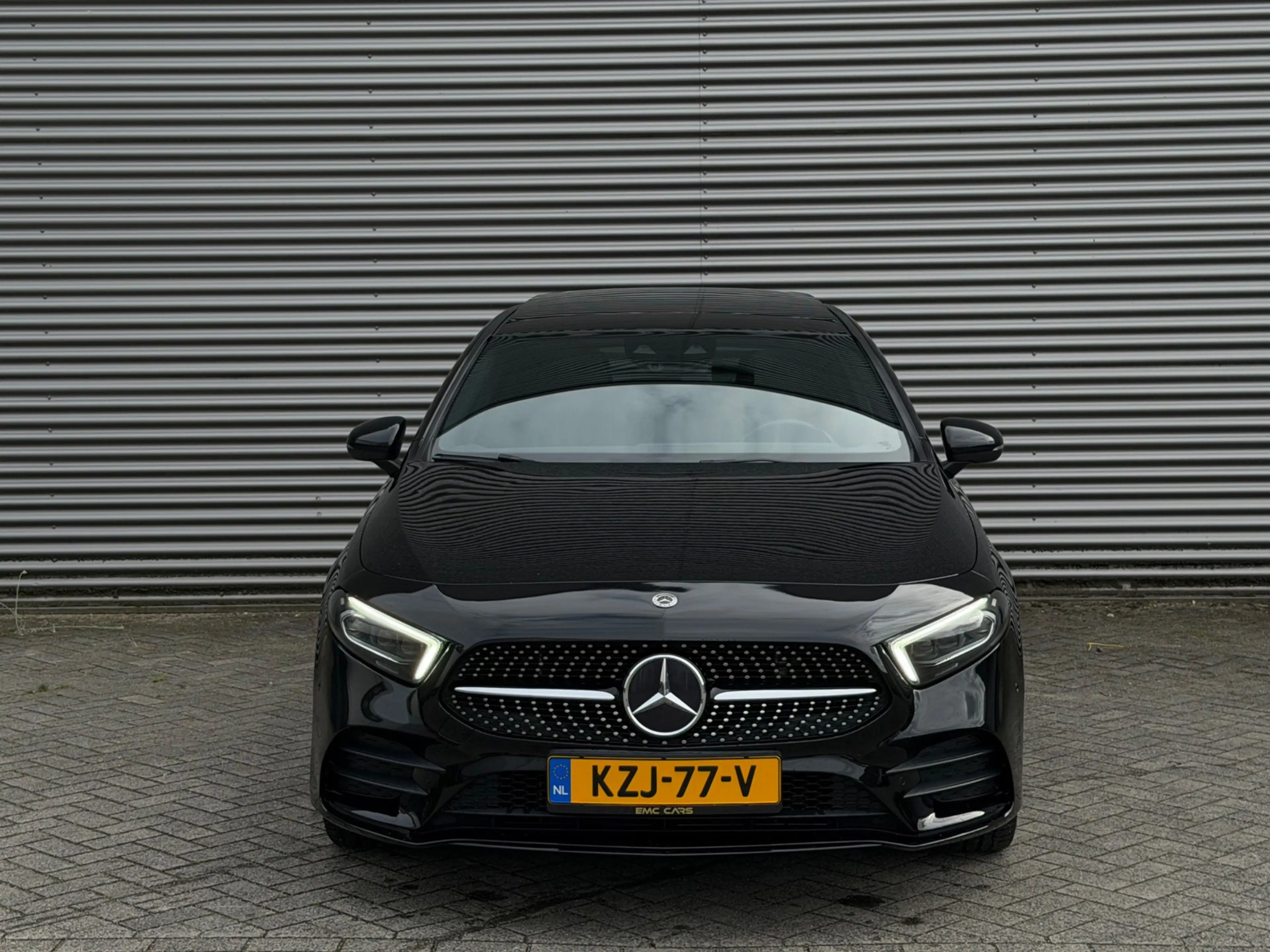 Mercedes-Benz A 250 e Premium l Pano l Sfeer l Memory — photo 2