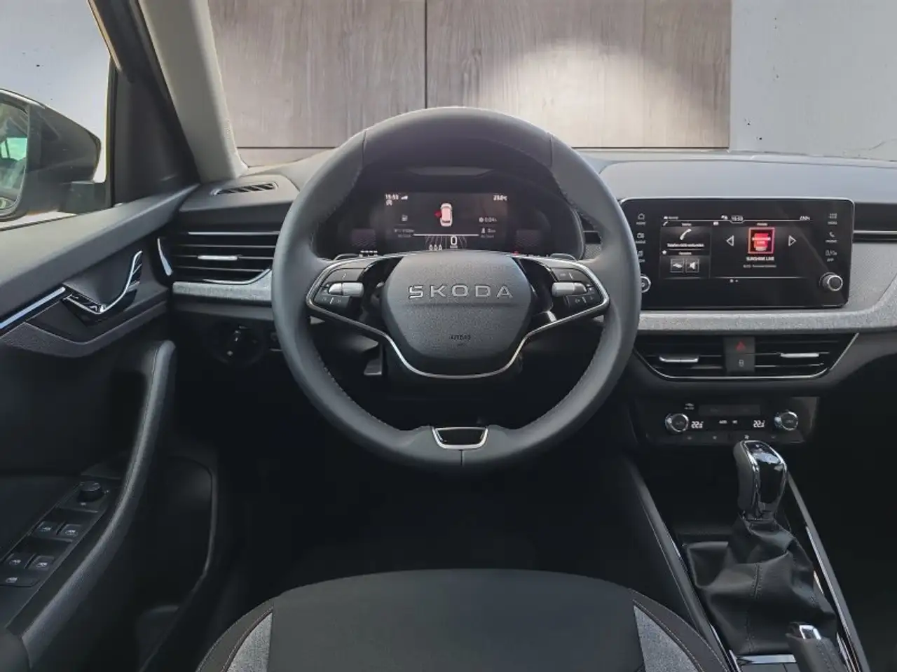 Skoda Kamiq Selection 1,0TSI DSG Kessy/Kamera/Temp/2-Z.Klimaau, миниатюра 13