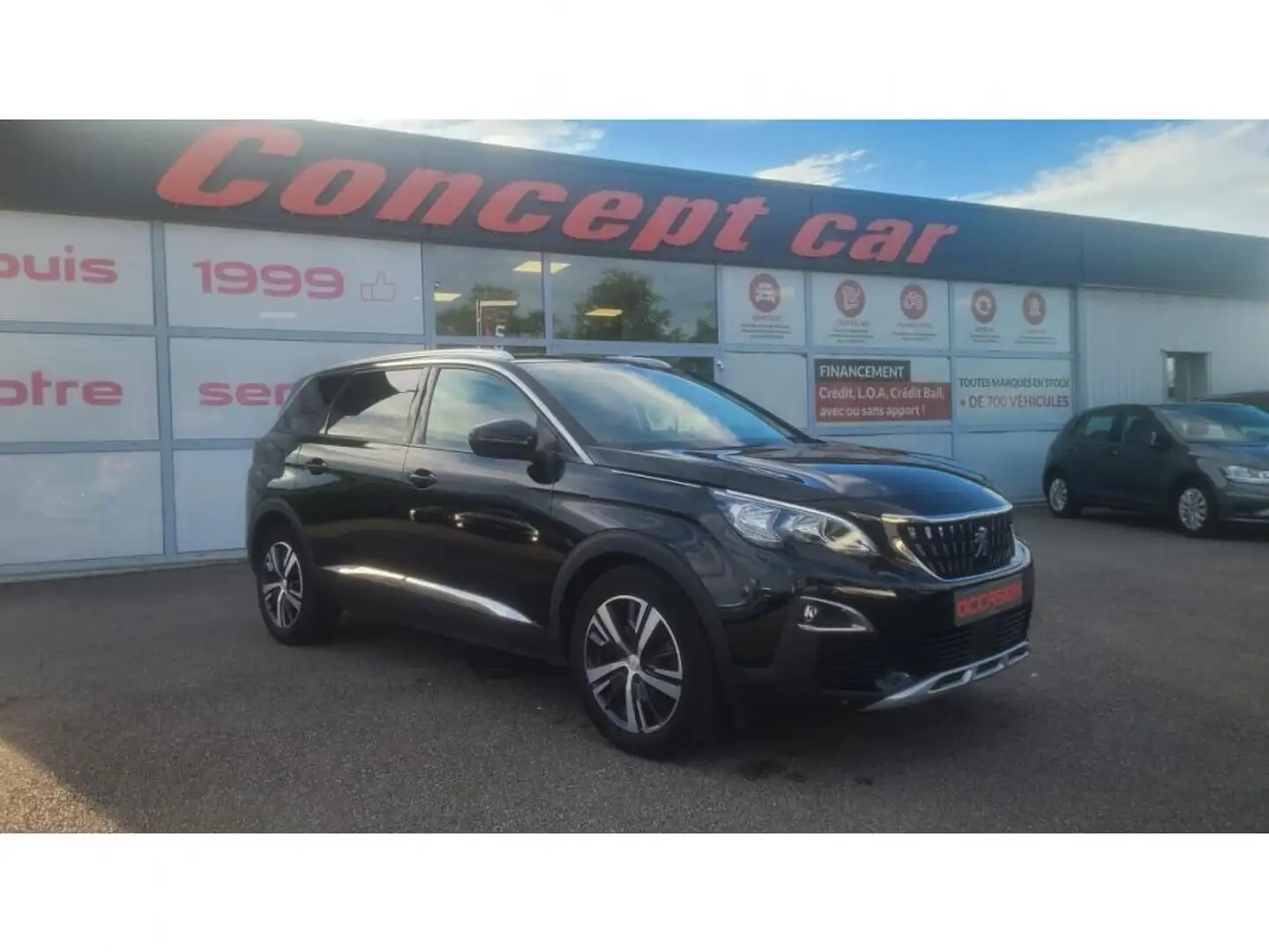 Peugeot 5008 Allure 1.5 BlueHDi 130cv + ATTELAGE Noir - 1