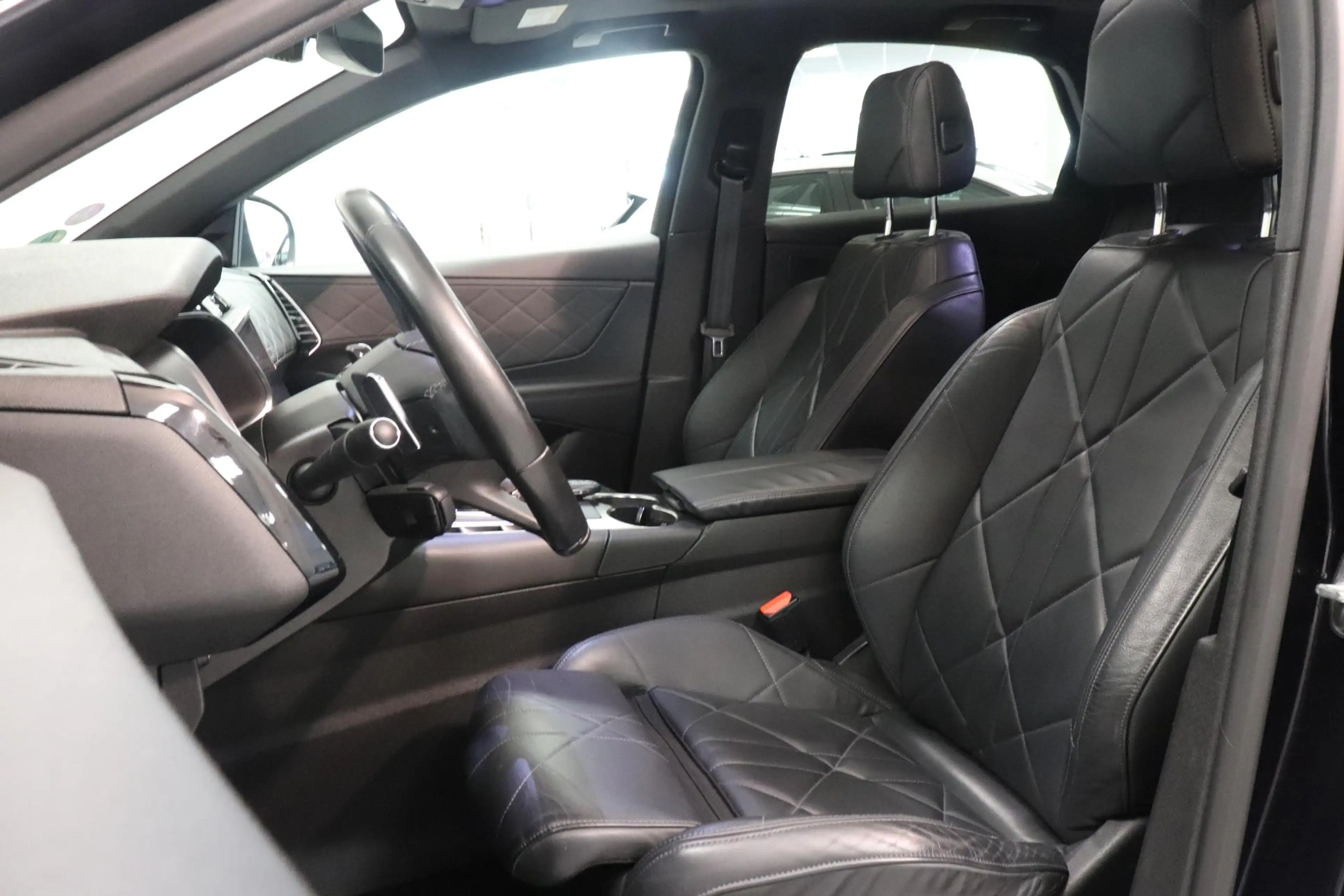DS Automobiles DS 7 Crossback 1.6 PureTech Business | elektrische stoelen | Pano — photo 7