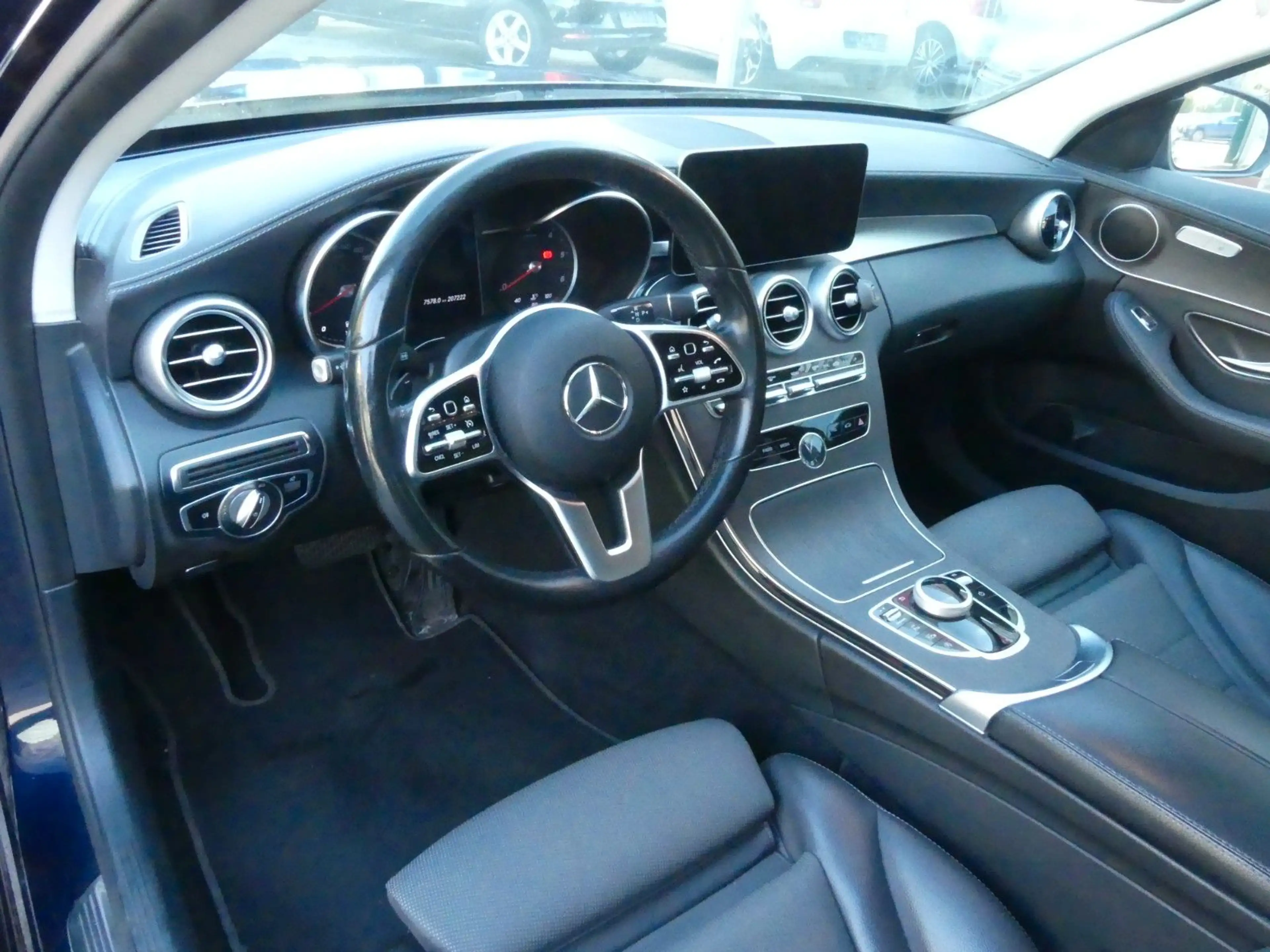 Mercedes-Benz C 220 C T AMG Line Automatik — photo 8