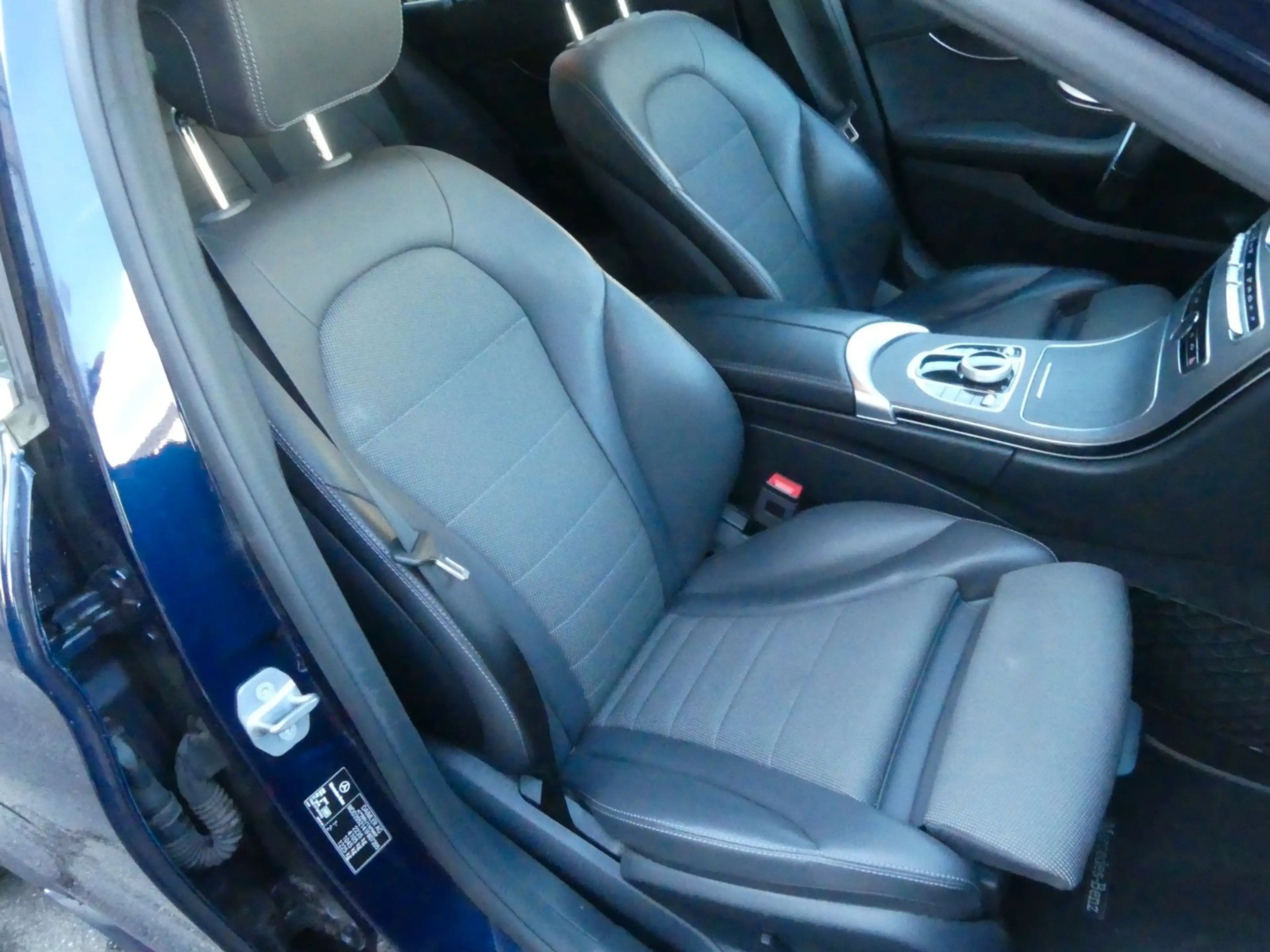 Mercedes-Benz C 220 C T AMG Line Automatik — photo 15