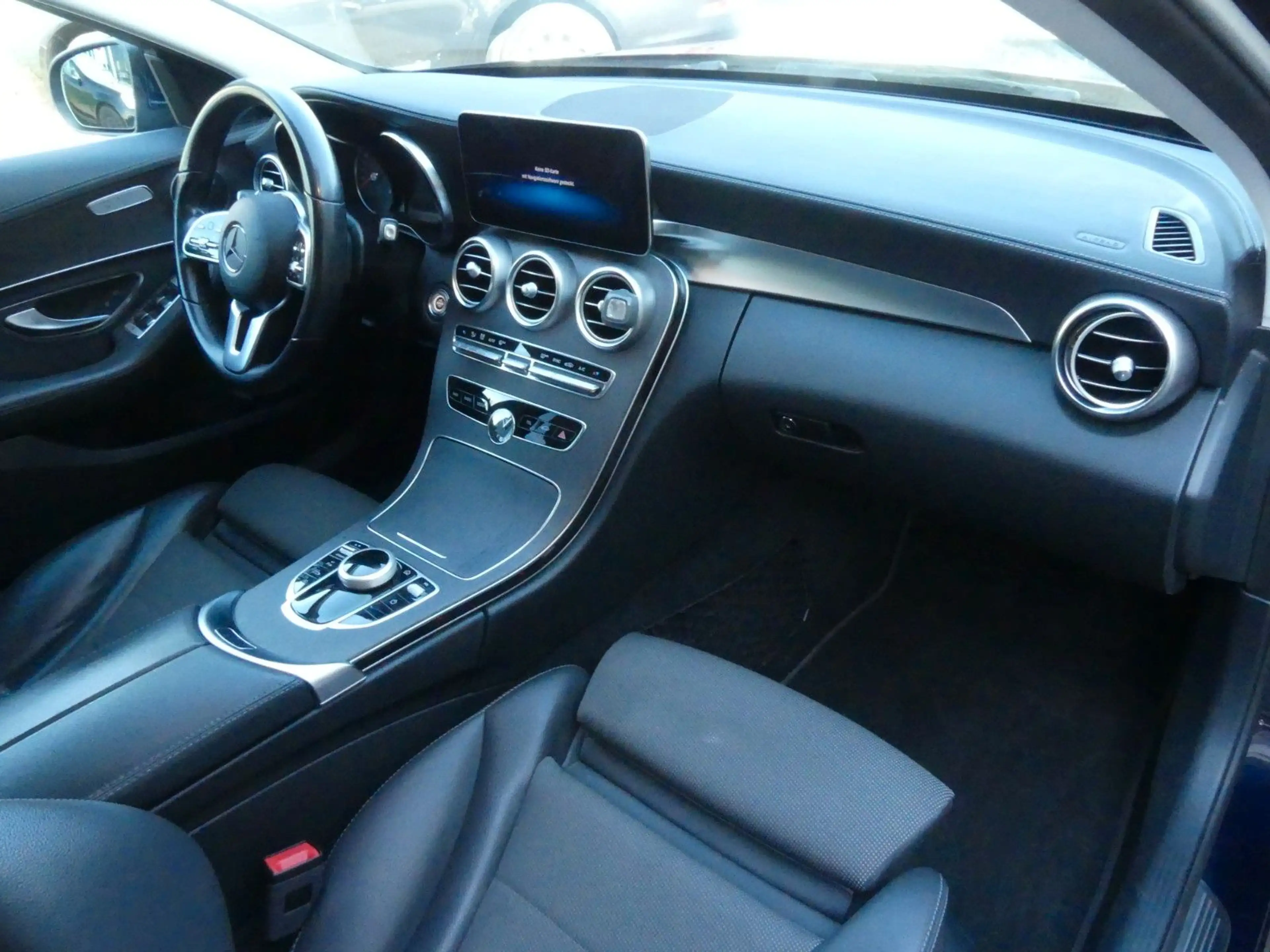 Mercedes-Benz C 220 C T AMG Line Automatik — photo 14