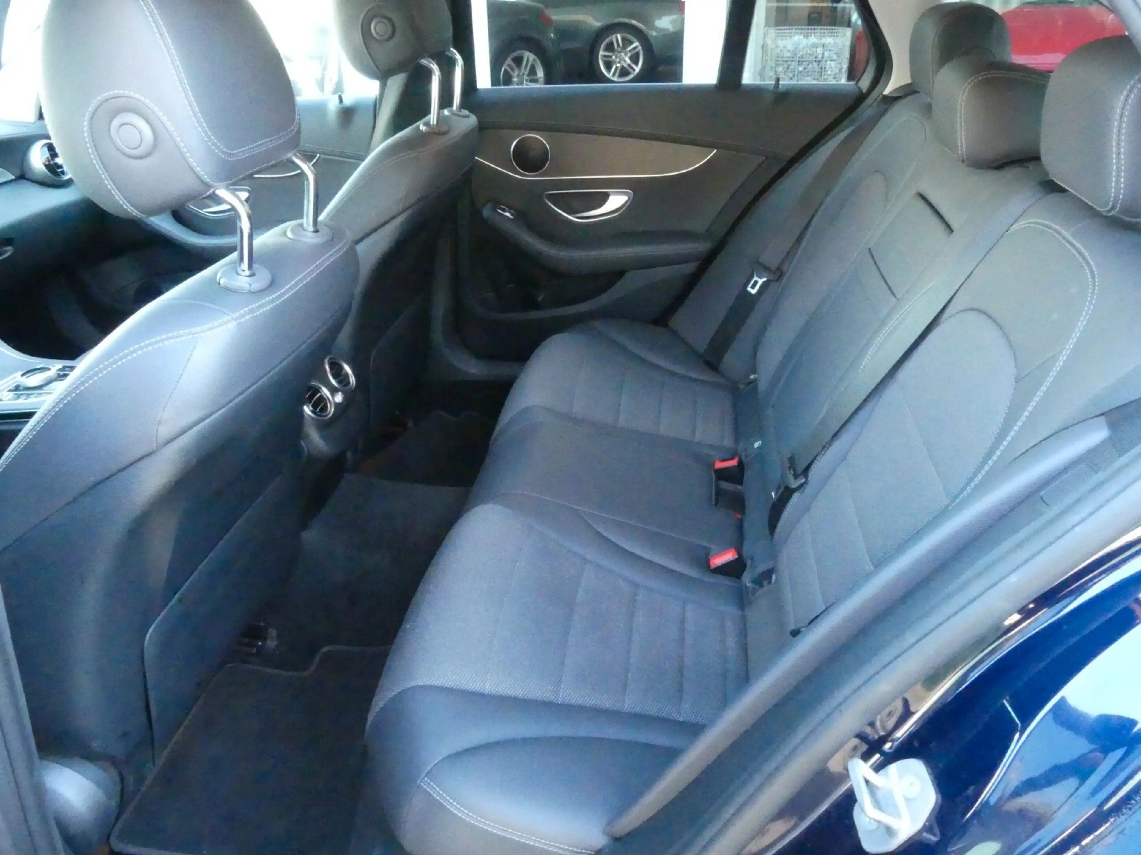 Mercedes-Benz C 220 C T AMG Line Automatik — photo 10