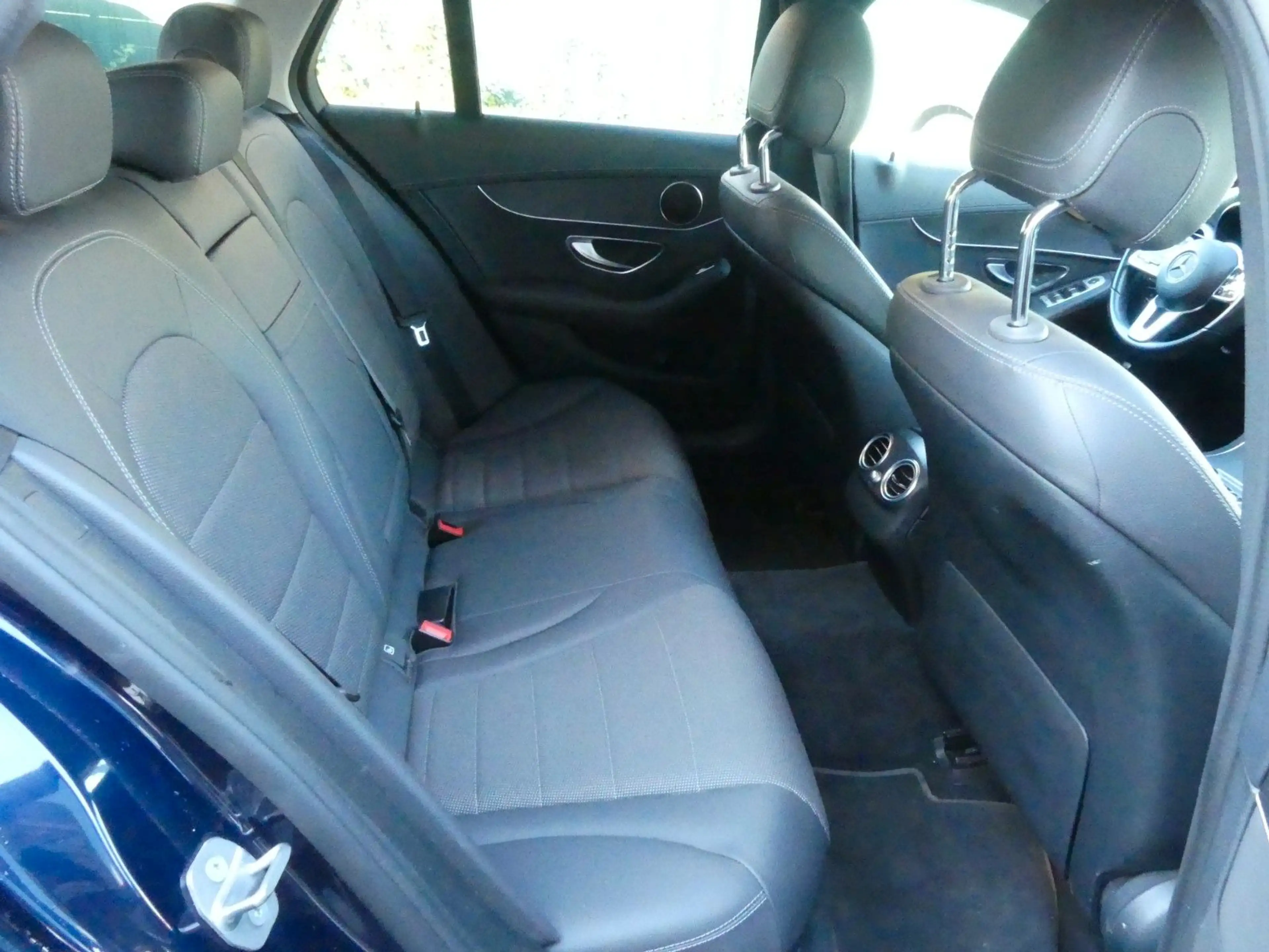 Mercedes-Benz C 220 C T AMG Line Automatik — photo 13