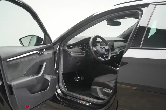 Skoda Octavia view 11