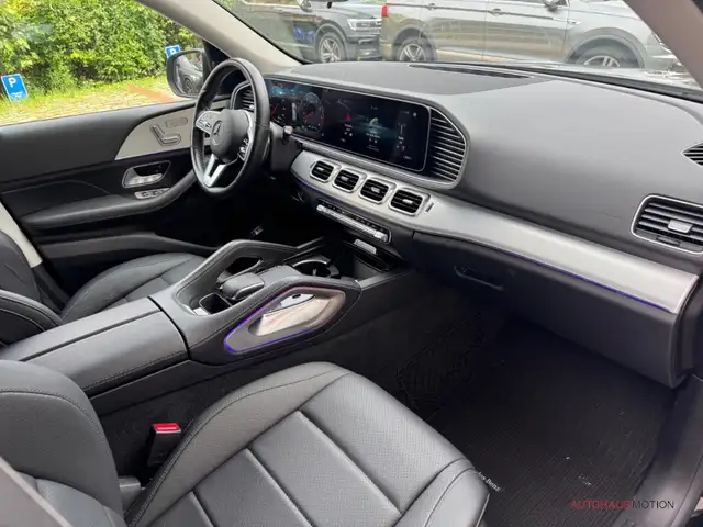 Mercedes-Benz GLE view 13
