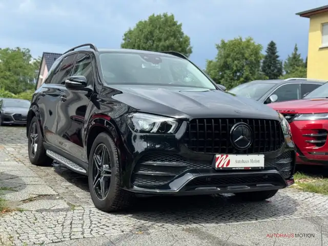 Mercedes-Benz GLE view 4