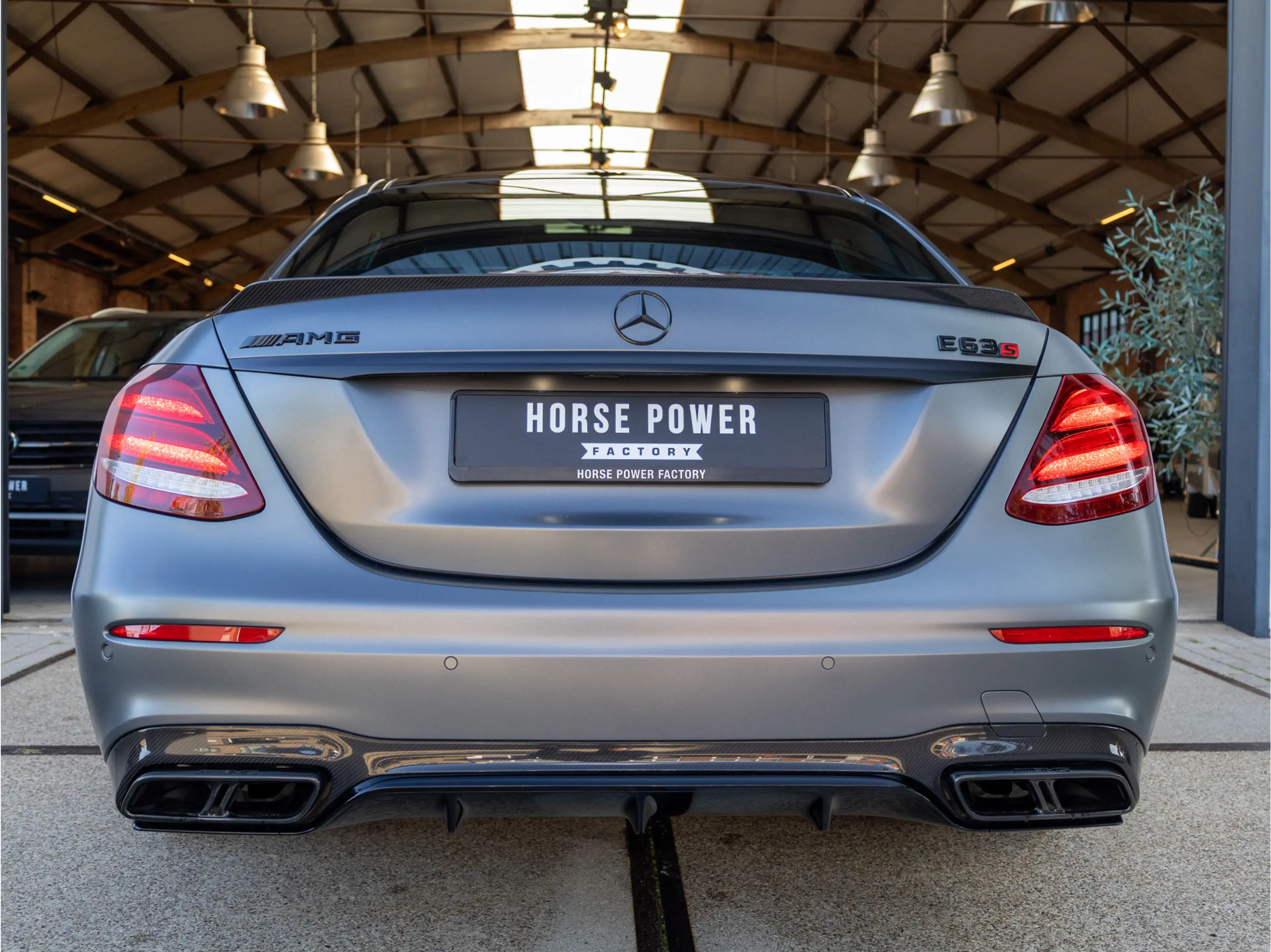 Mercedes-Benz E 63 AMG S 4MATIC+ *Pano | Burmester high end | Massage | A — photo 9