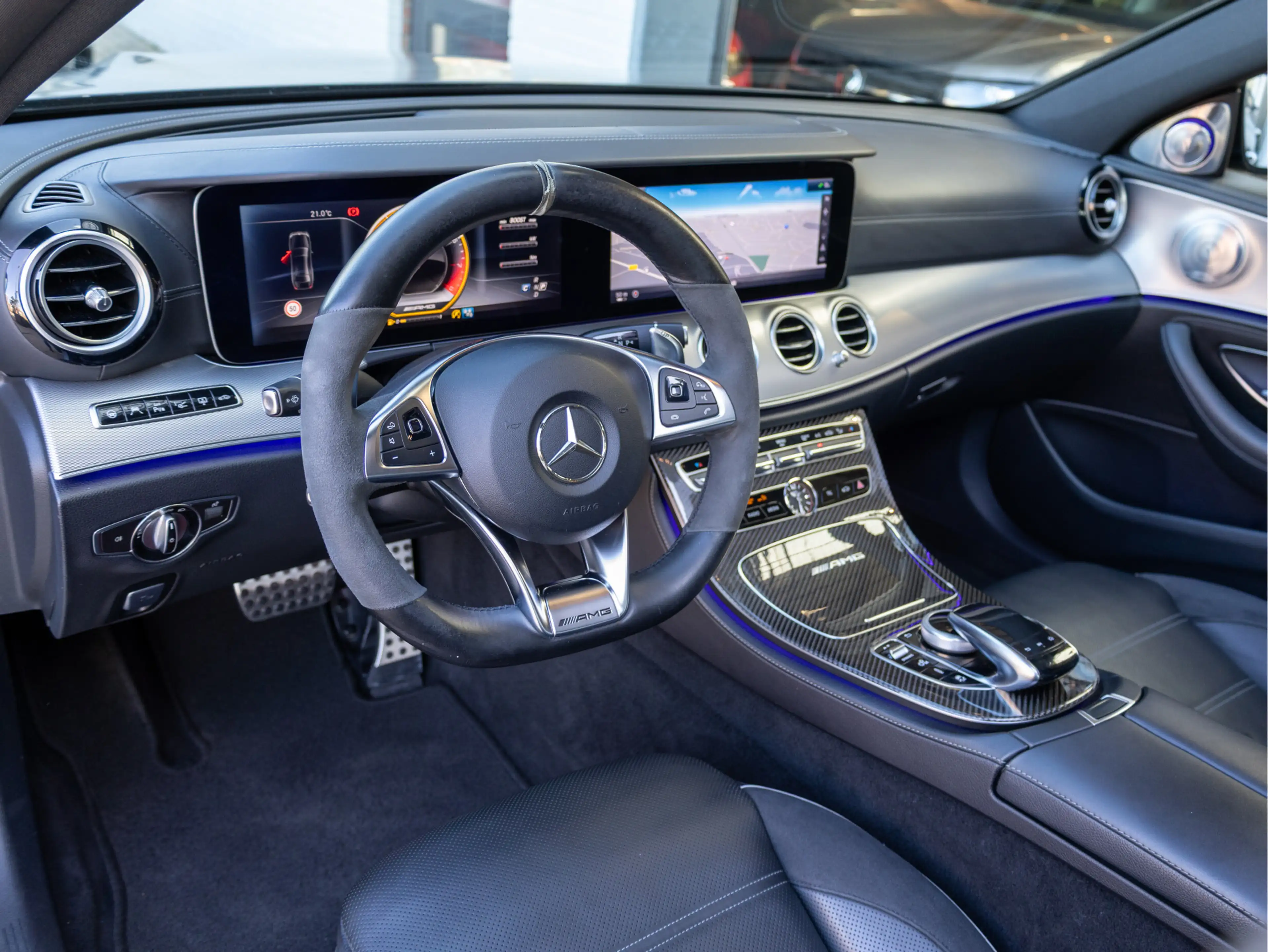 Mercedes-Benz E 63 AMG S 4MATIC+ *Pano | Burmester high end | Massage | A — photo 14