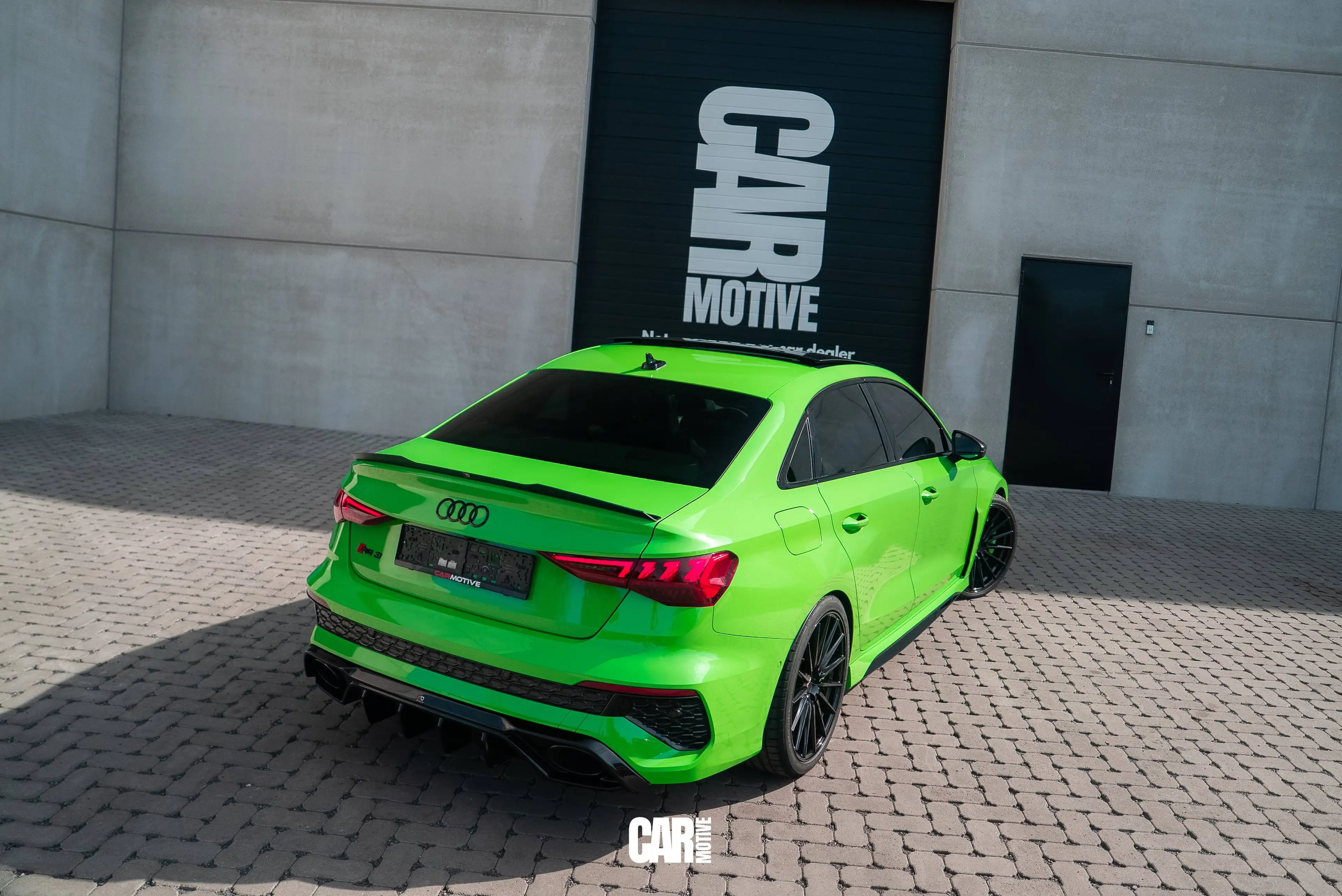 Audi RS3 RS3 Sedan 2.5 TFSI Quattro S tronic / PANO / B&O / MATRIX / LEDER / KEYLESS — photo 11