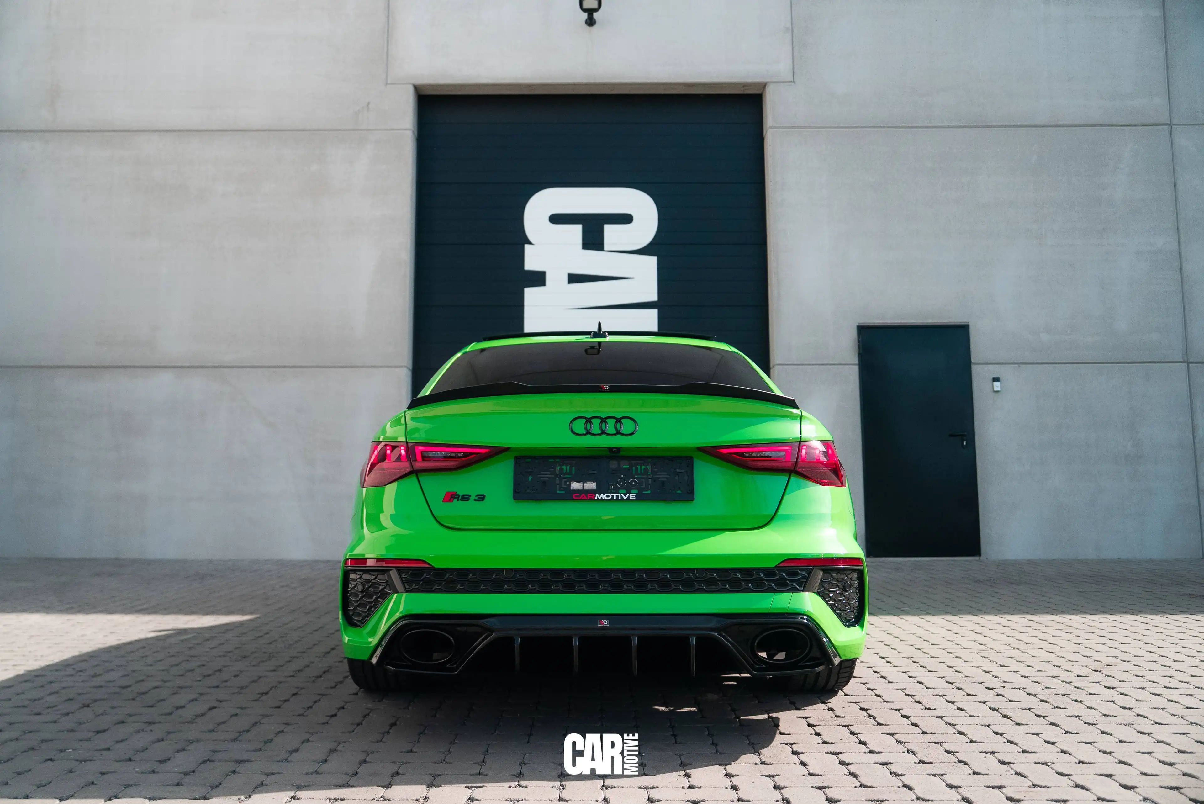 Audi RS3 RS3 Sedan 2.5 TFSI Quattro S tronic / PANO / B&O / MATRIX / LEDER / KEYLESS — photo 9