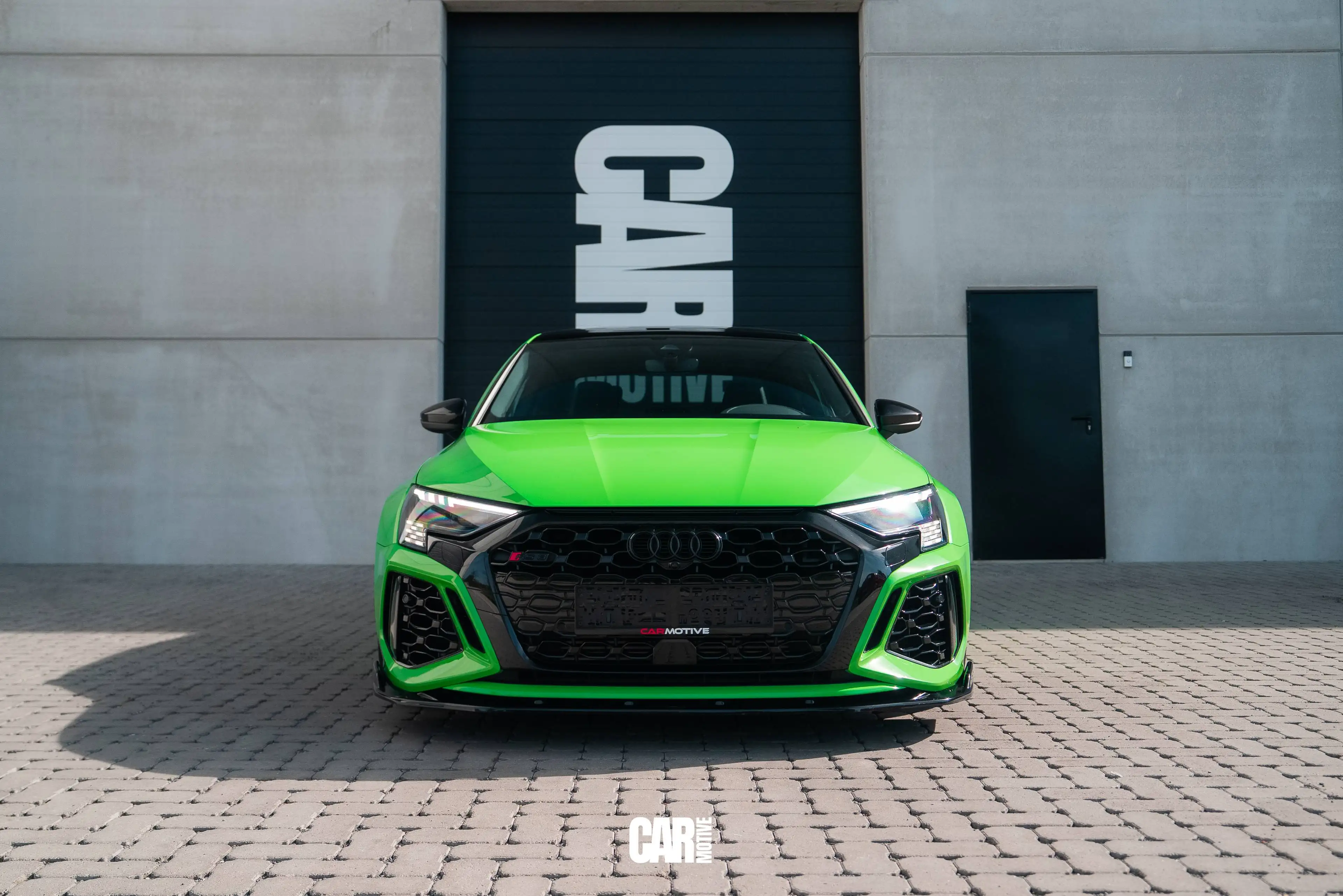 Audi RS3 RS3 Sedan 2.5 TFSI Quattro S tronic / PANO / B&O / MATRIX / LEDER / KEYLESS — photo 3