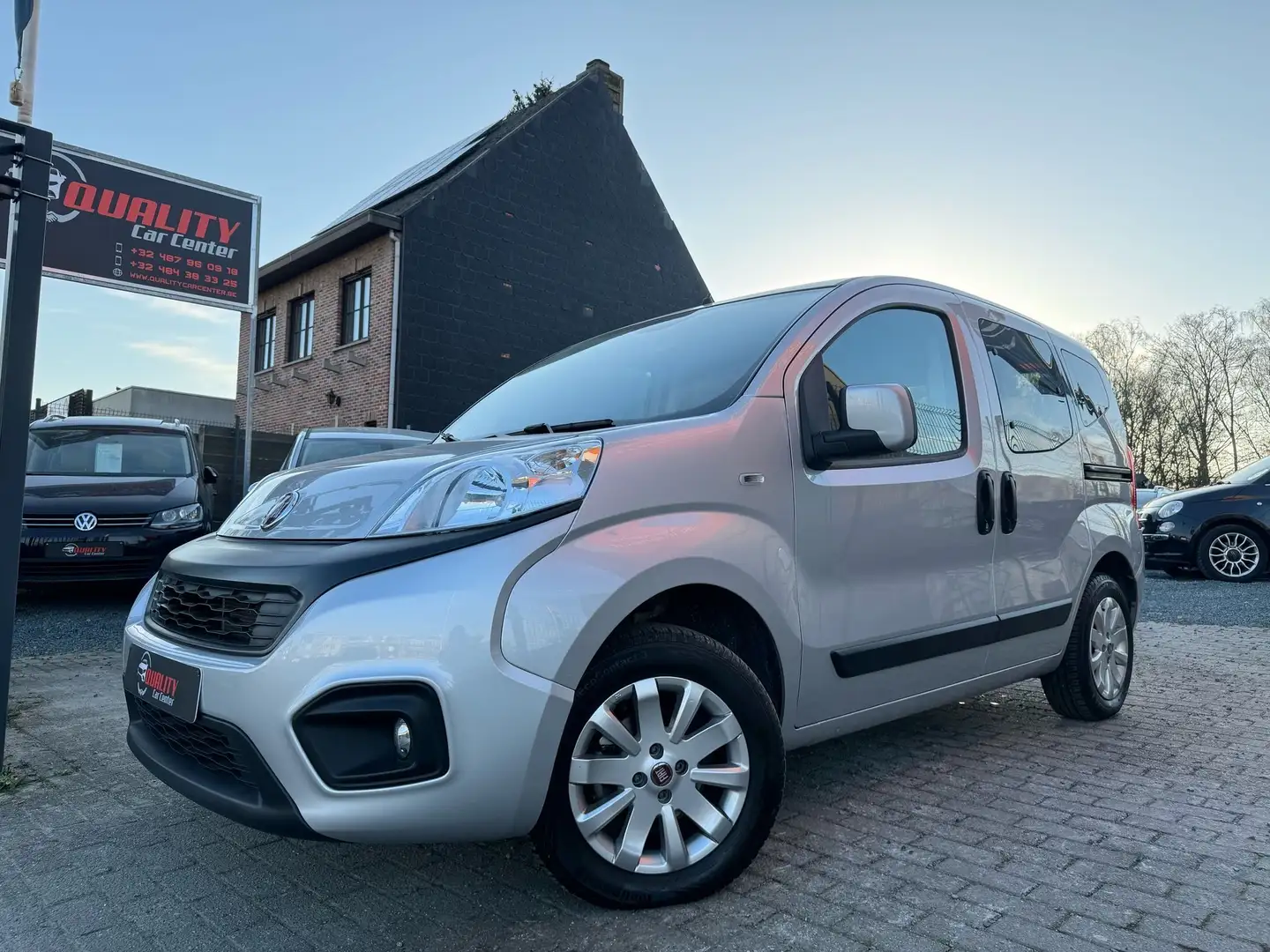 Fiat Qubo 1.4i Easy (EU6d-TEMP)  13000 km GARANTIE CNG Grijs - 1