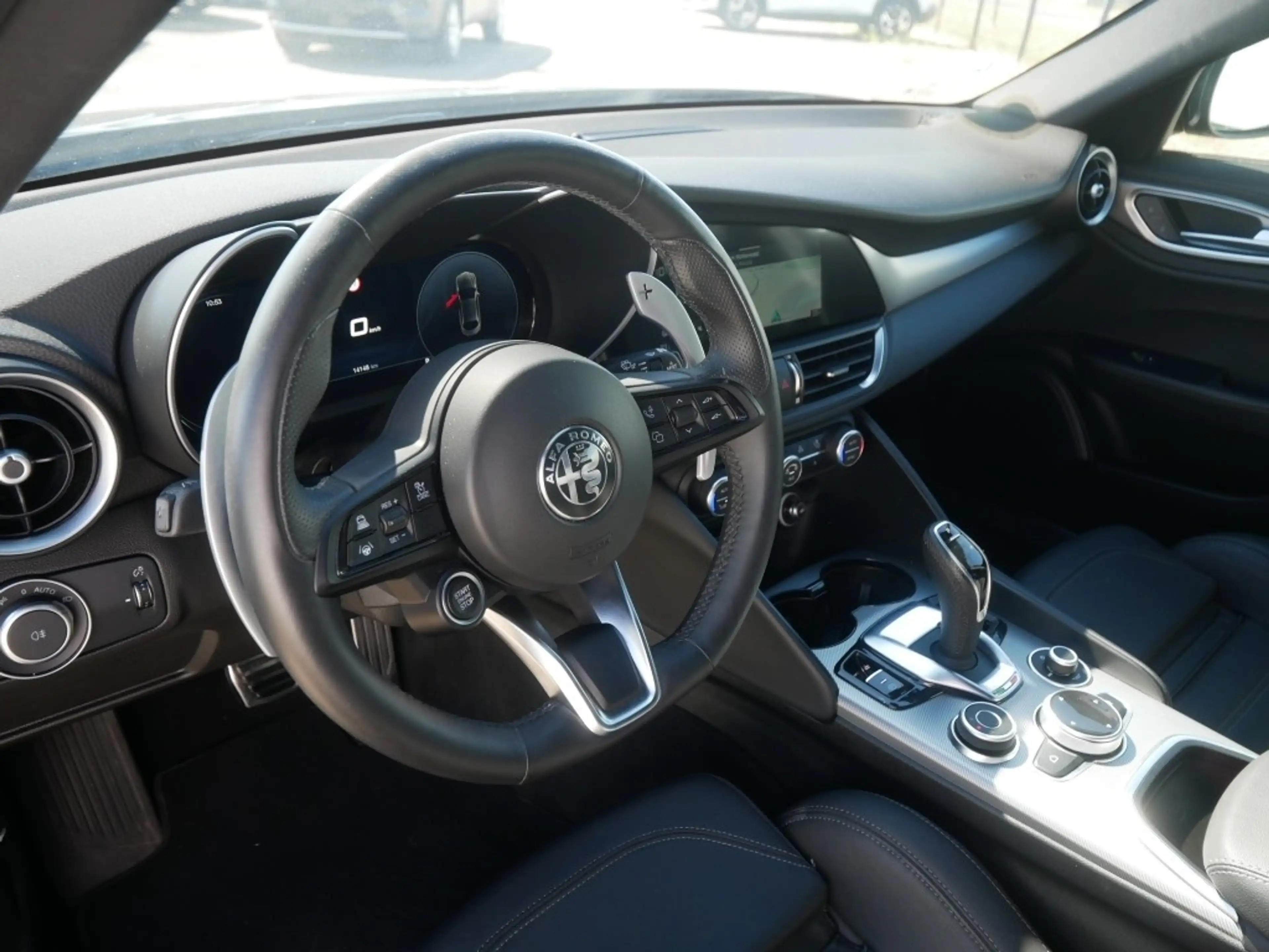 Alfa Romeo Giulia VELOCE 2.0 TURBO 16V 280 PS AT TECHNOLOGIE — photo 11