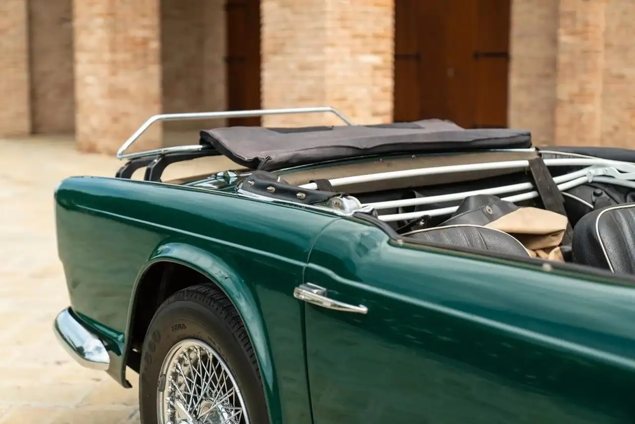 Triumph TR4 Bild 4