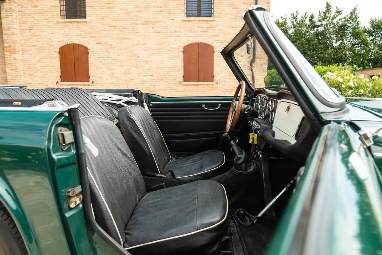 Triumph TR4 Bild 6