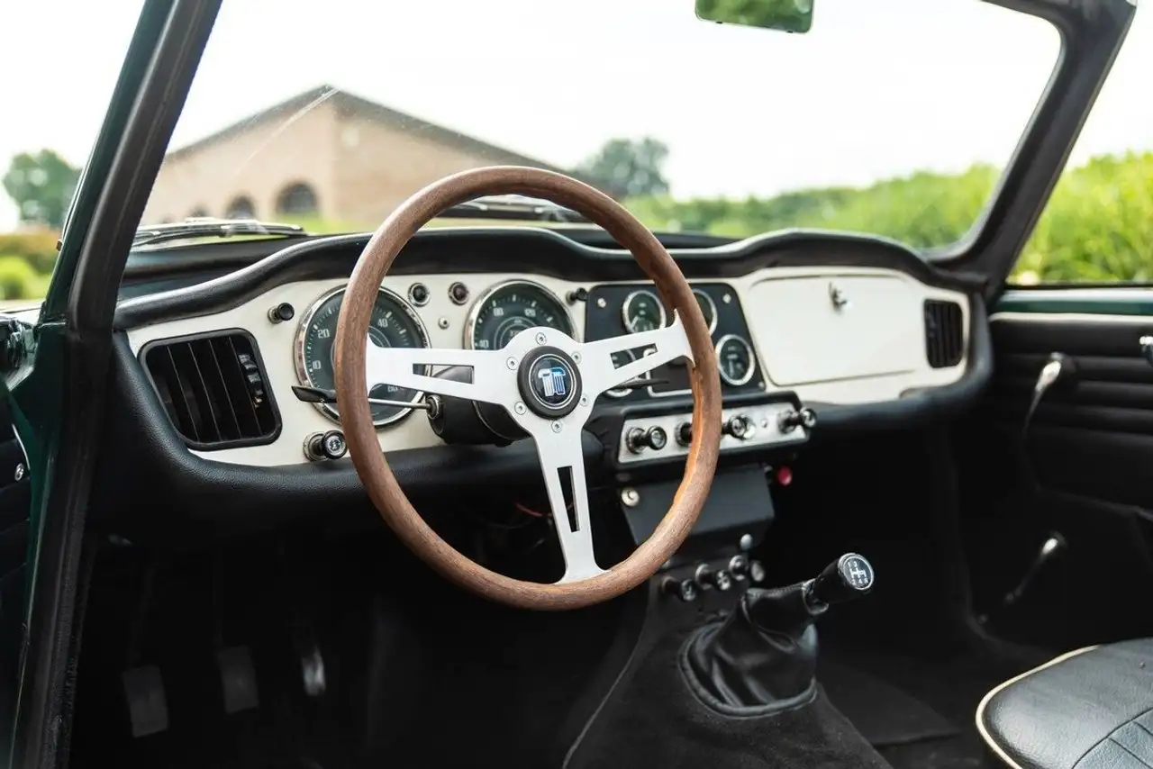 Triumph TR4 Bild 5