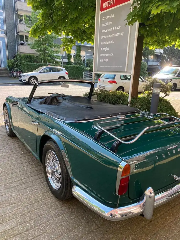 Triumph TR4 Bild 11