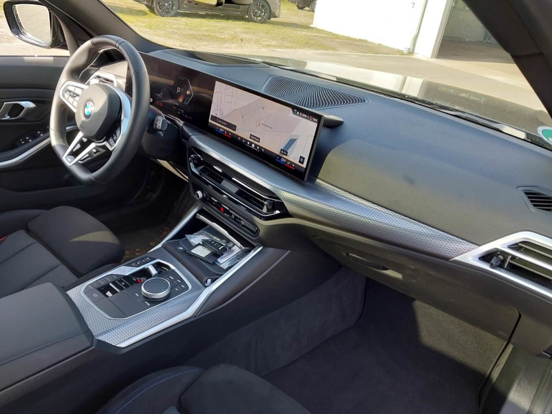 BMW 318 318i Touring M Sport Pano HUD ACC AHK 360°Kam — photo 7