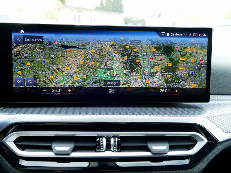 BMW 318 318i Touring M Sport Pano HUD ACC AHK 360°Kam — photo 13