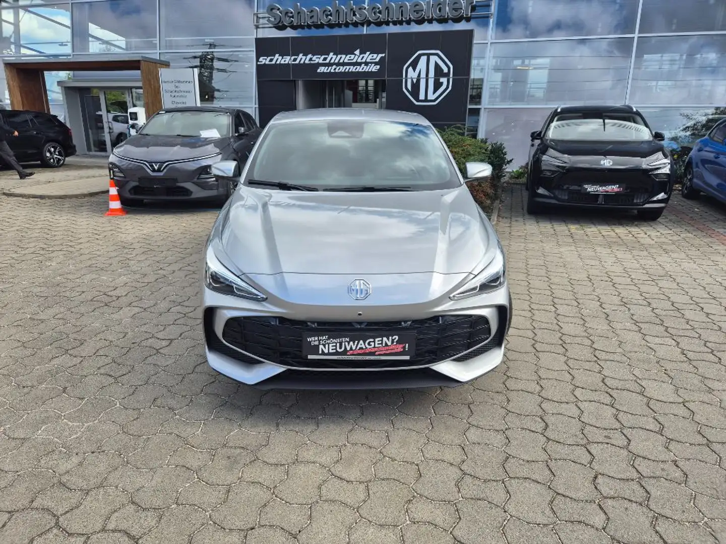MG MG3 3 Hybrid+ Luxury Silber - 2