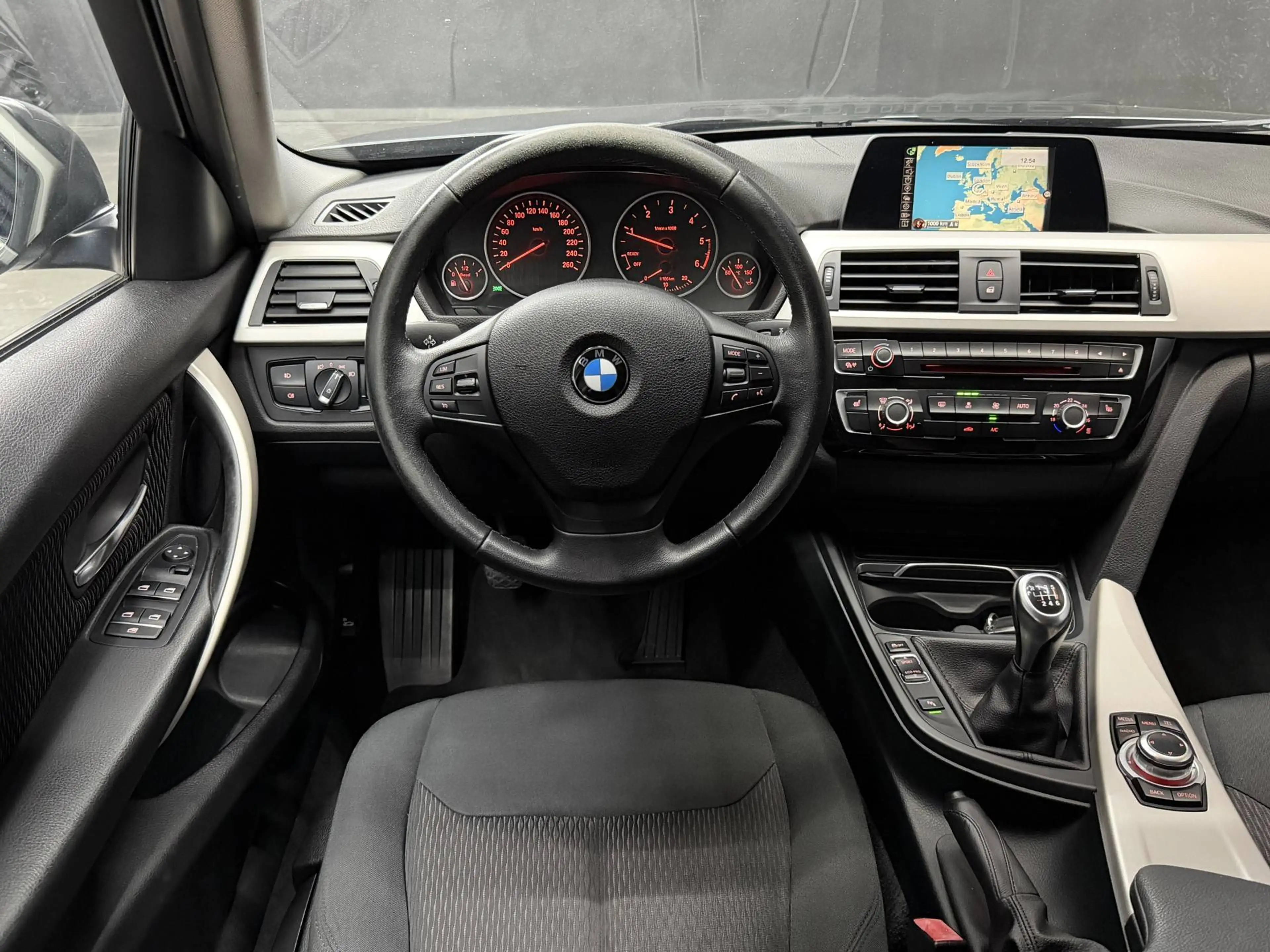 BMW 316 d * FACELIFT * EURO 6B * 102gr c02 * GARANTIE !! — photo 15