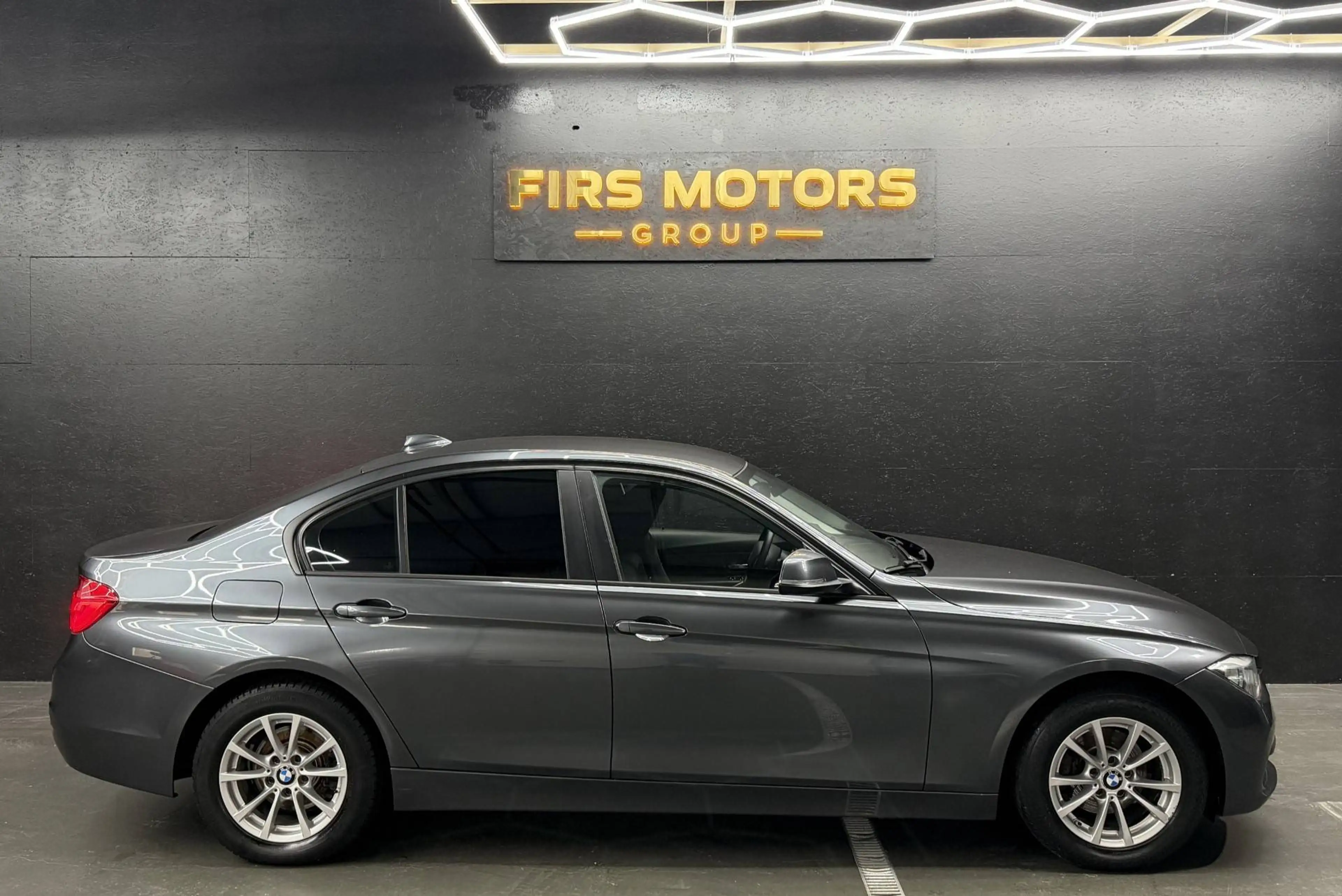BMW 316 d * FACELIFT * EURO 6B * 102gr c02 * GARANTIE !! — photo 3