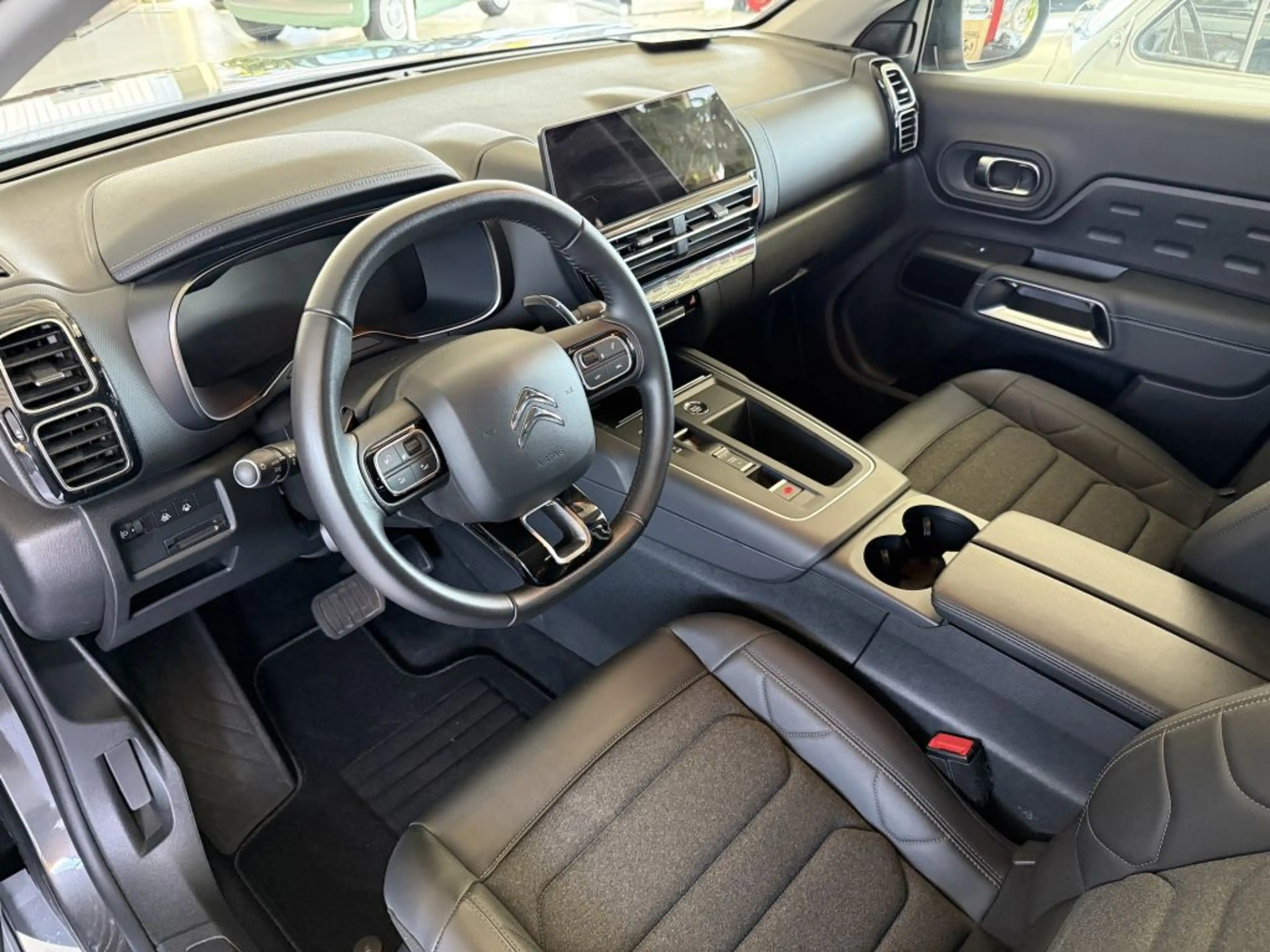 Citroen C5 Aircross Hybrid 145 ë-DSC6 MAX — photo 11