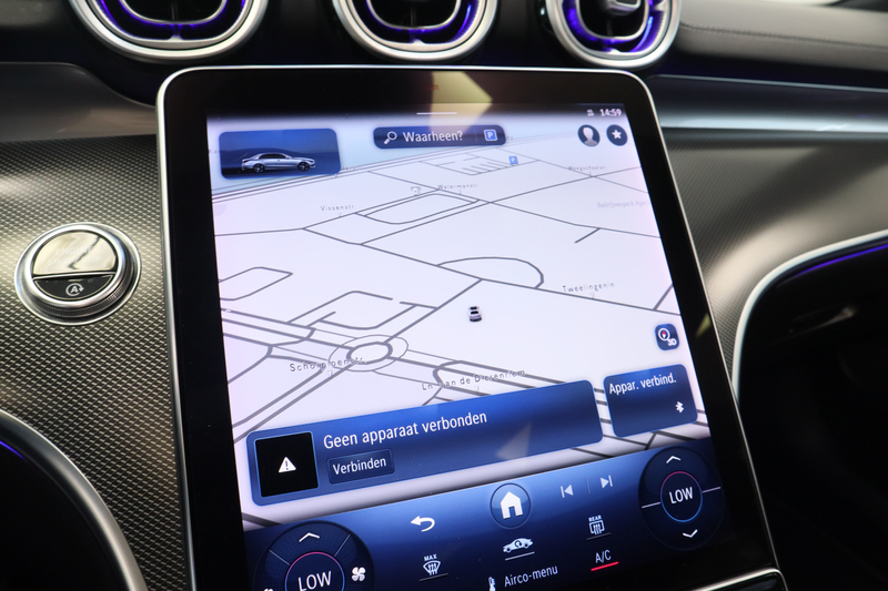 Mercedes-Benz C 300 4MATIC AMG Line Burmester ACC Lane Assist Camera 2 — photo 18