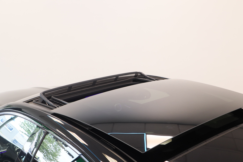 Mercedes-Benz C 300 4MATIC AMG Line Burmester ACC Lane Assist Camera 2 — photo 28