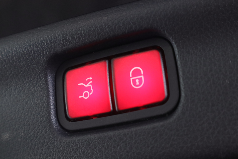 Mercedes-Benz C 300 4MATIC AMG Line Burmester ACC Lane Assist Camera 2 — photo 31