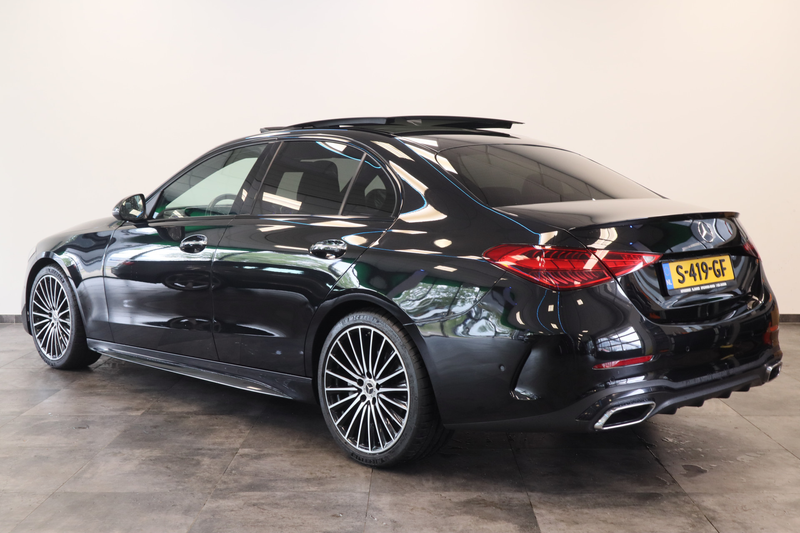 Mercedes-Benz C 300 4MATIC AMG Line Burmester ACC Lane Assist Camera 2 — photo 4